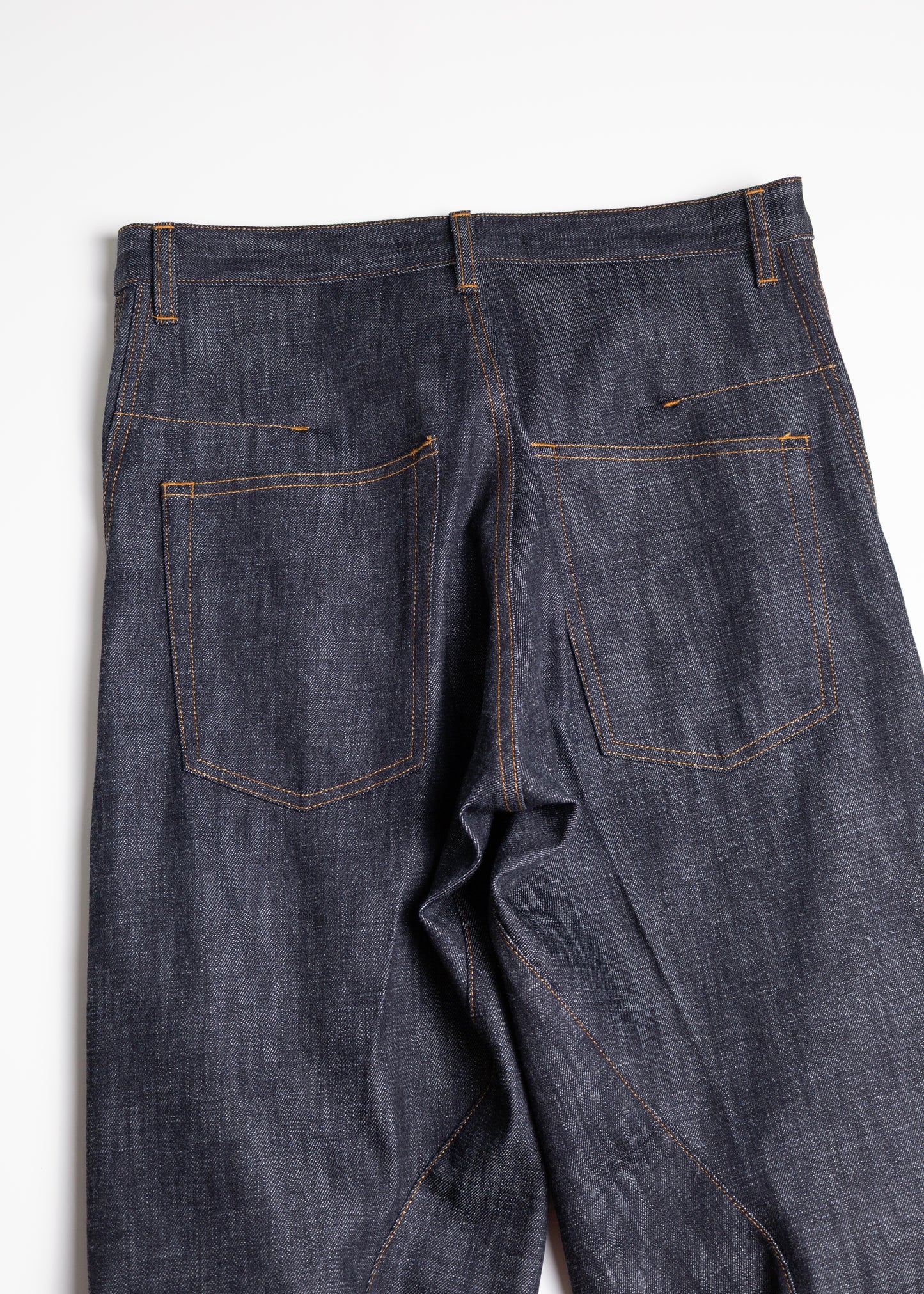 [NVRFRGT] 3D TWISTED WIDE LEG JEANS