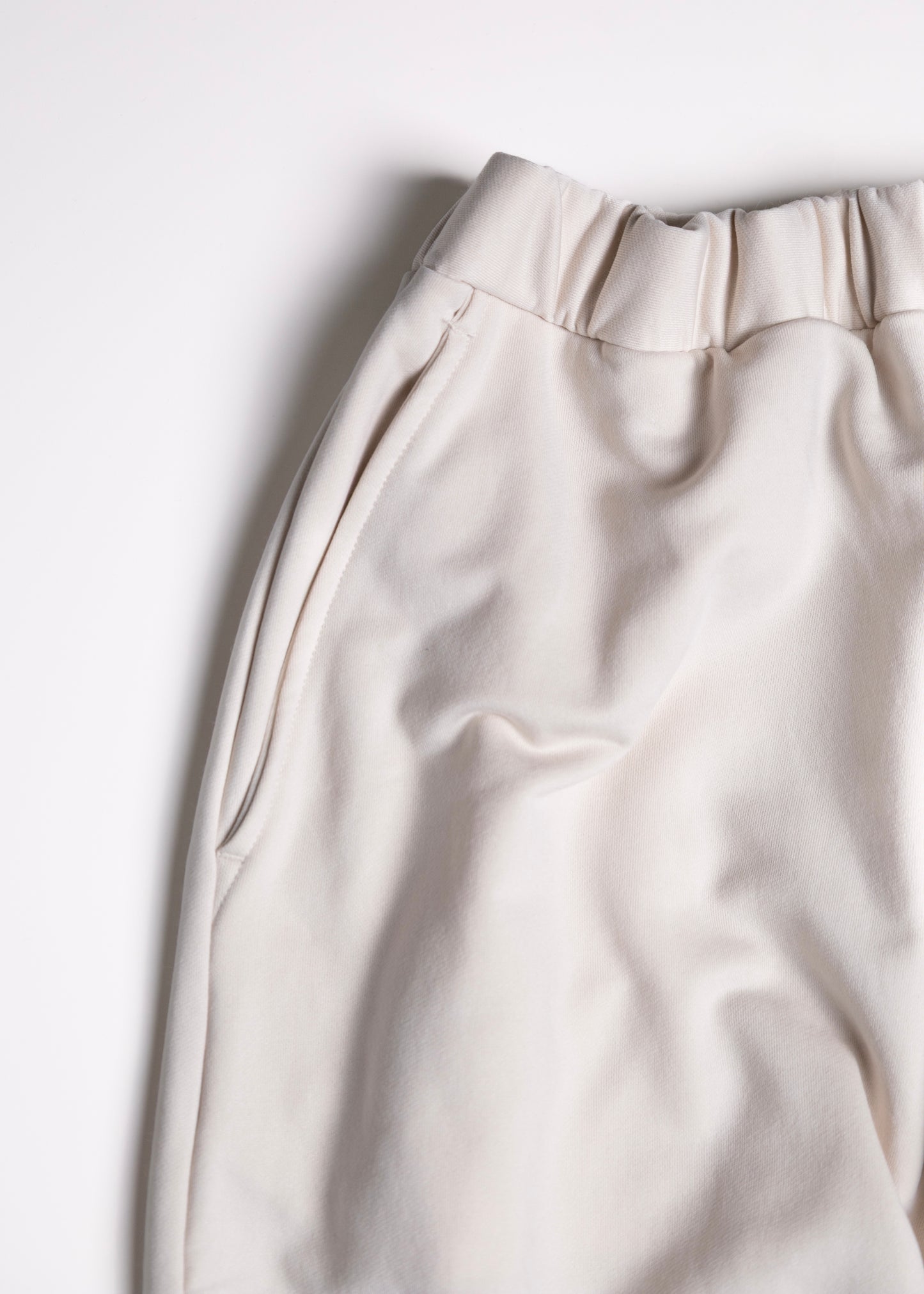 [KANEMASA PHIL.] 28G Cupro Easy Pants