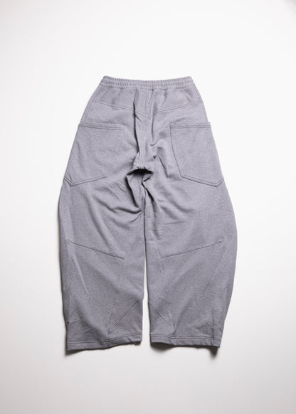 [KHOKI] 3D cutting sweat pants