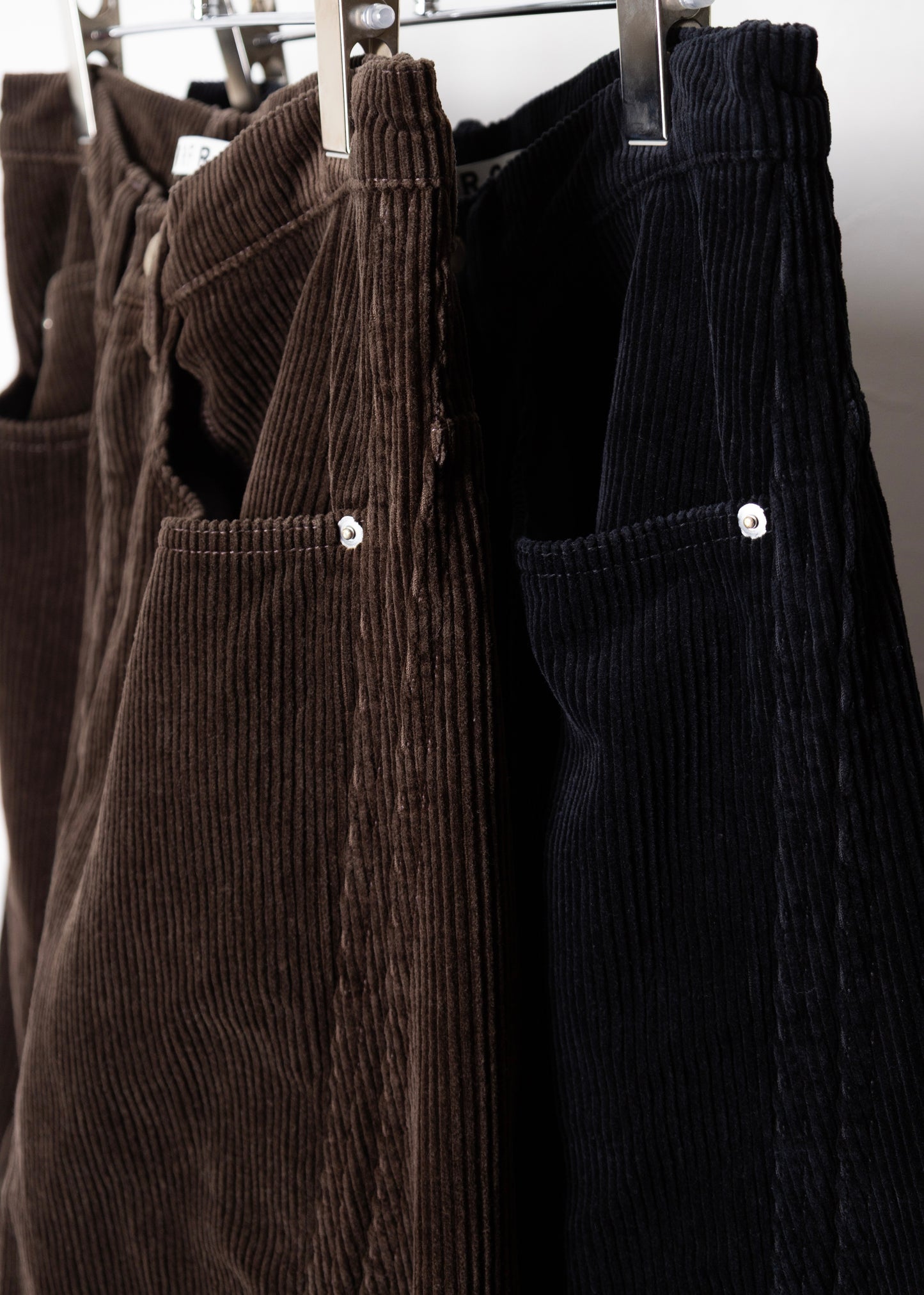 [NVRFRGT] 3D TWISTED WIDE LEG 5P PANTS