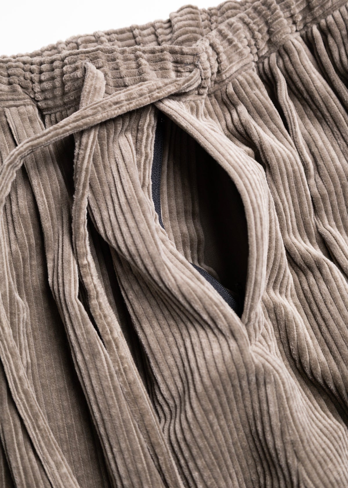 [Blanc YM] Corduroy Relax Trousers