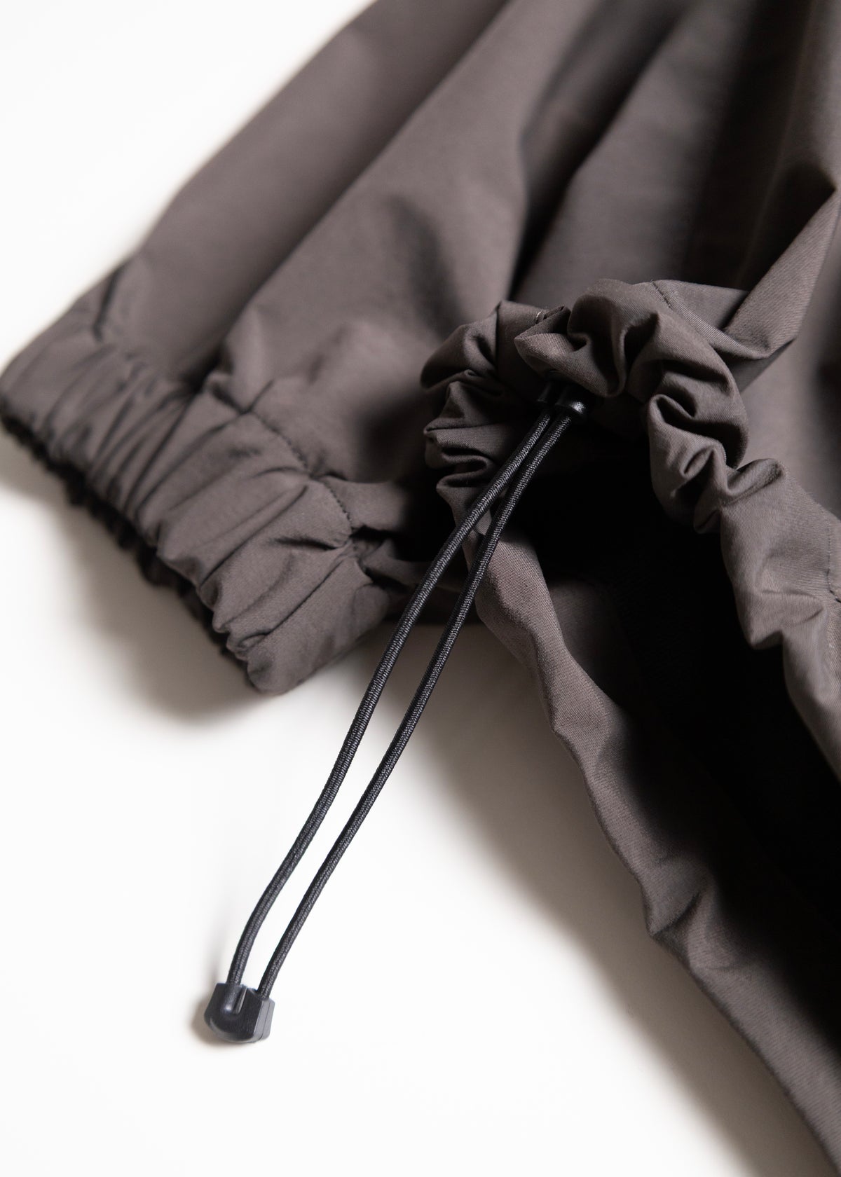 [ES.U] Nylon Wind Hoodie