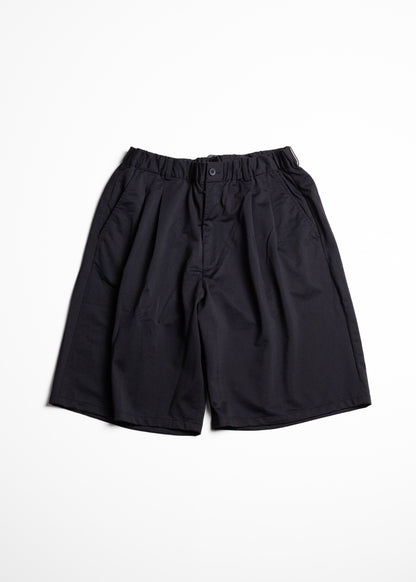 KANEMASA PHIL. 36G Nylon Tuck Easy Shorts. ナイロン ショートパンツ ブラック 正面