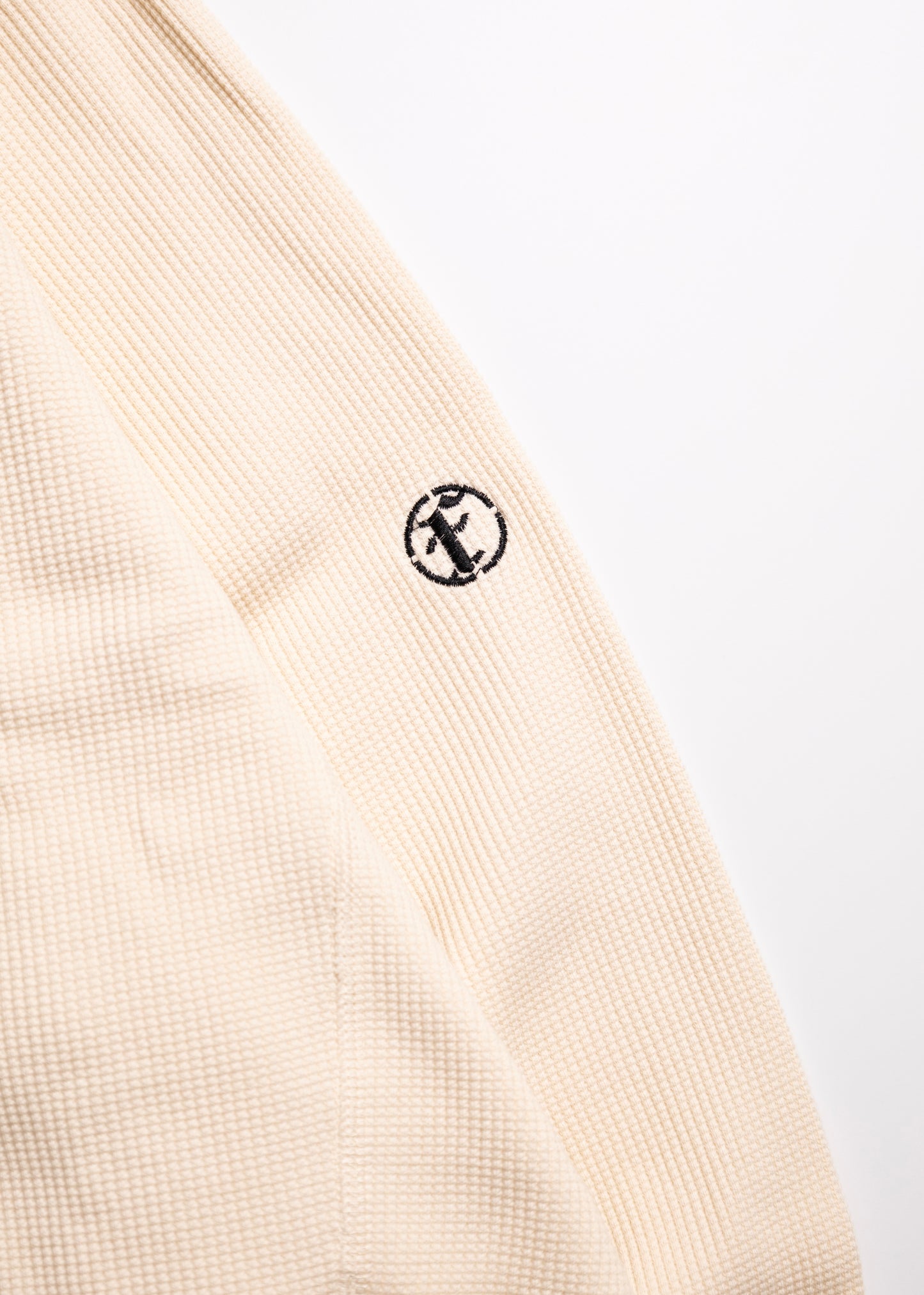 [FAF] Lazy Thermal Henley Neck