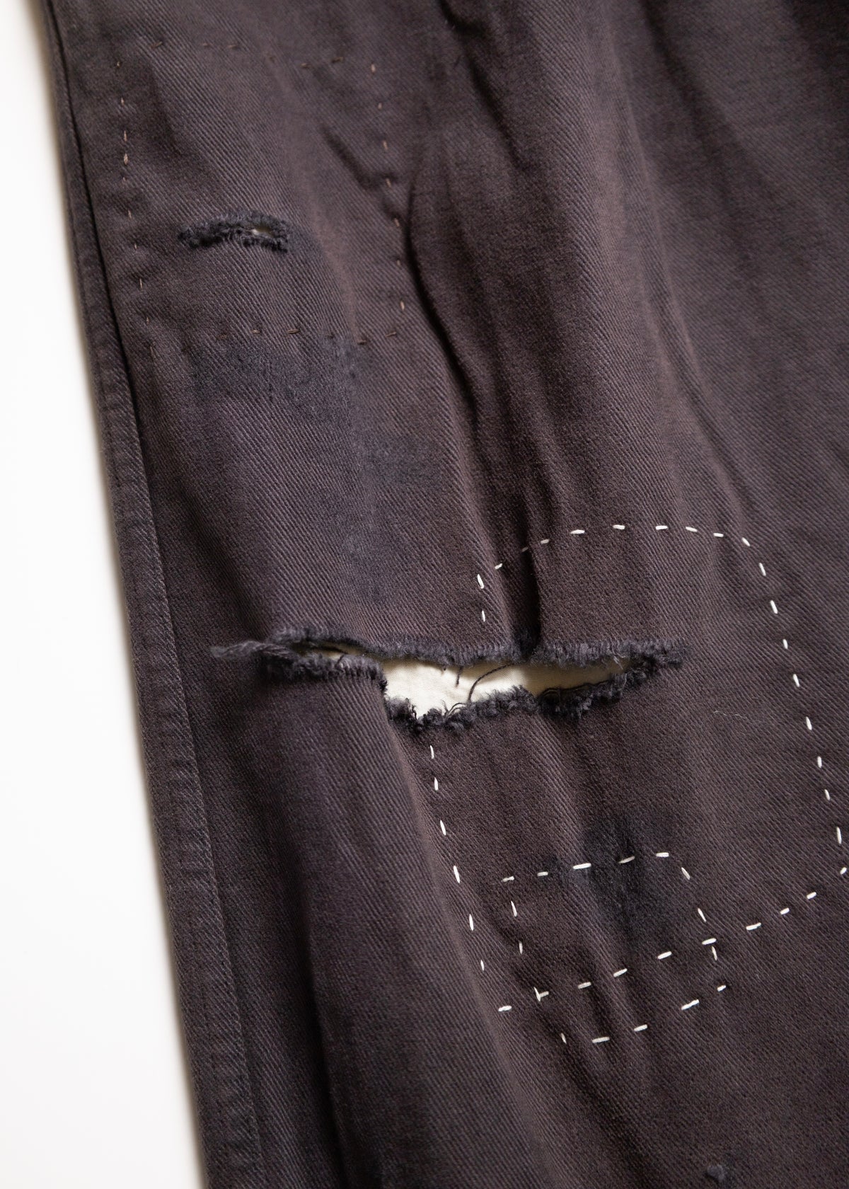 [ANACHRONORM] KERSEY TUCK WIDE PANTS