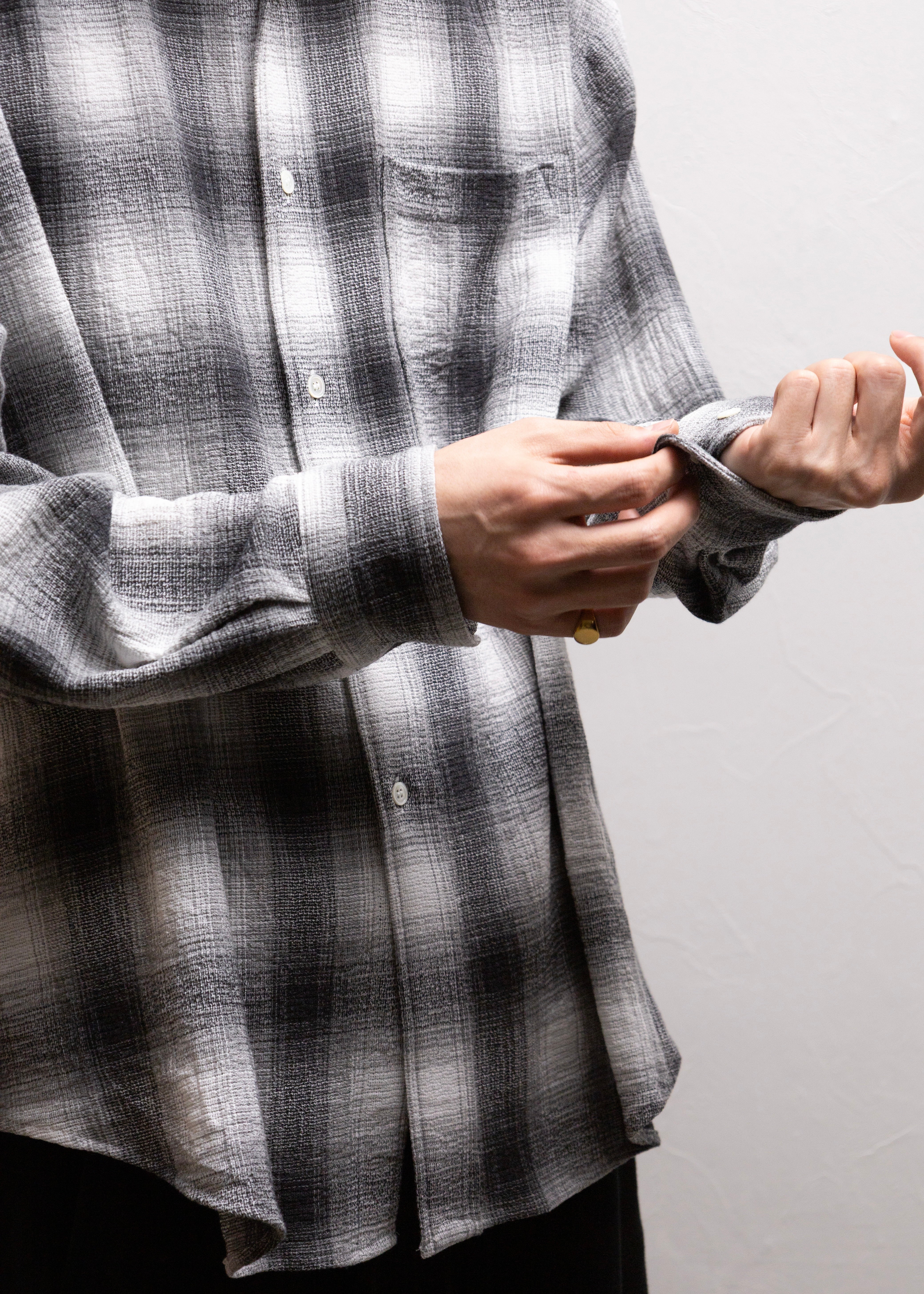 ROTOL（ロトル）Dry Ombre Wide Shirt – process