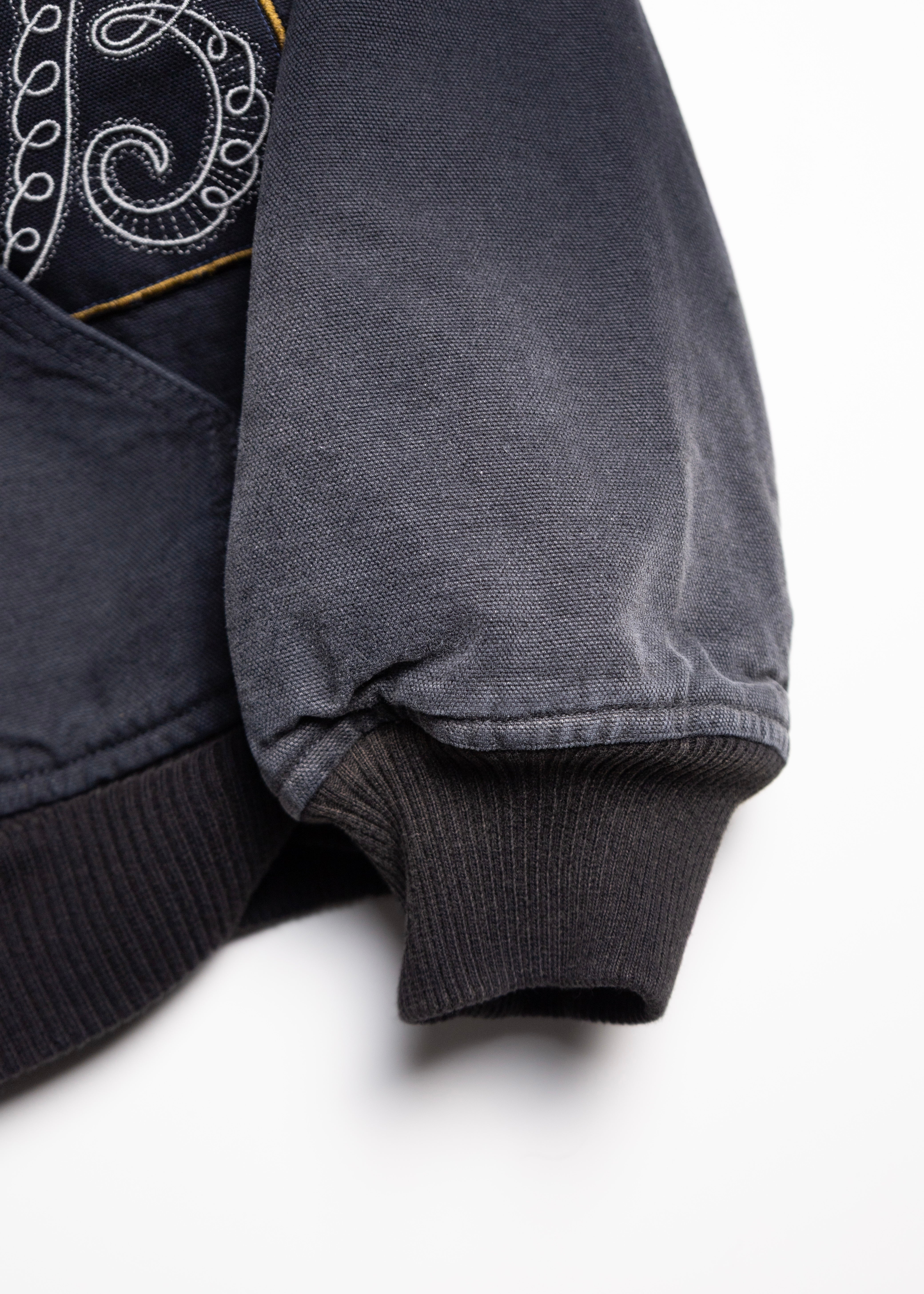 KHOKI （コッキ）Vintage-effect embroidered jacket – process