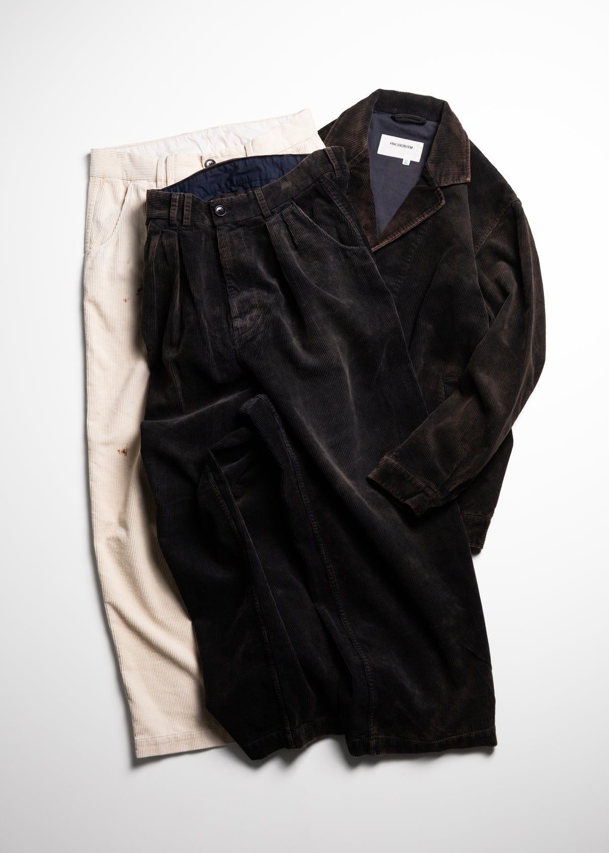 [ANACHRONORM] CORDUROY TUCK WIDE PANTS