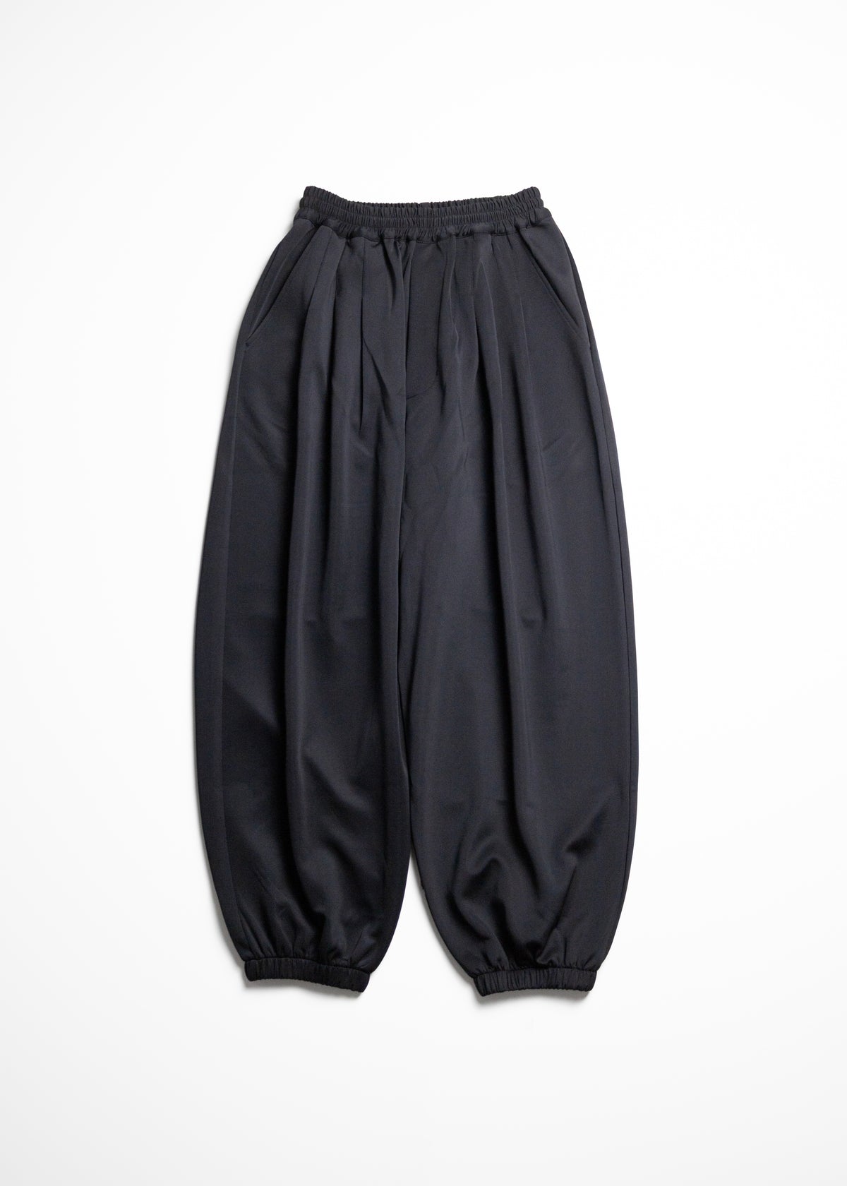 [ROTOL] Smooth Jersey Triple Tuck pants