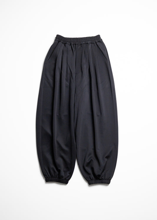 [ROTOL] Smooth Jersey Triple Tuck pants