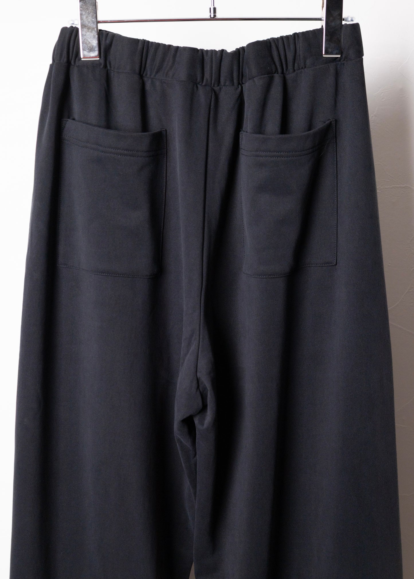 [KANEMASA PHIL.] 28G Cupro Easy Pants