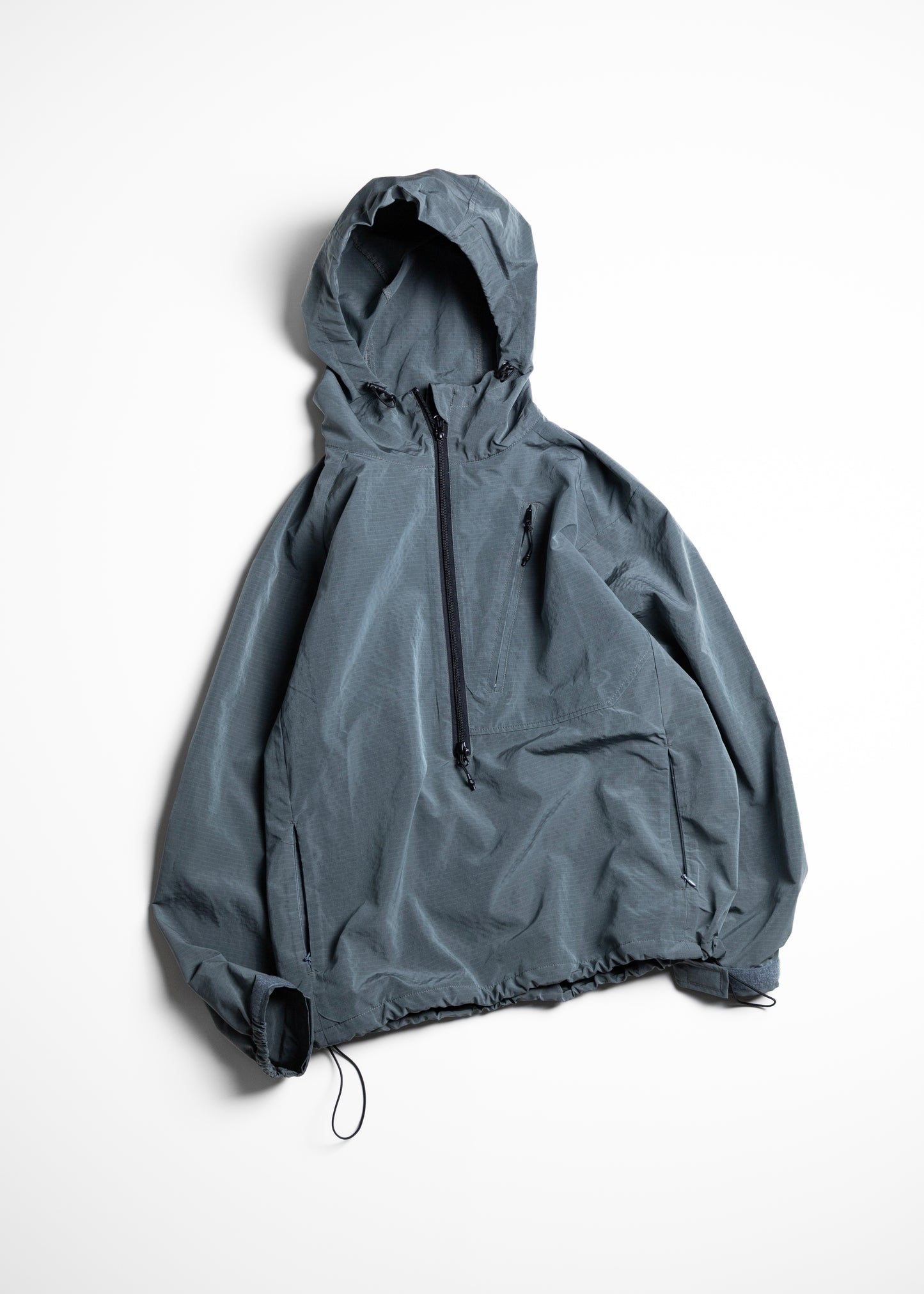 CABARET POVAL Combat Parka ナイロン プルオーバー 正面