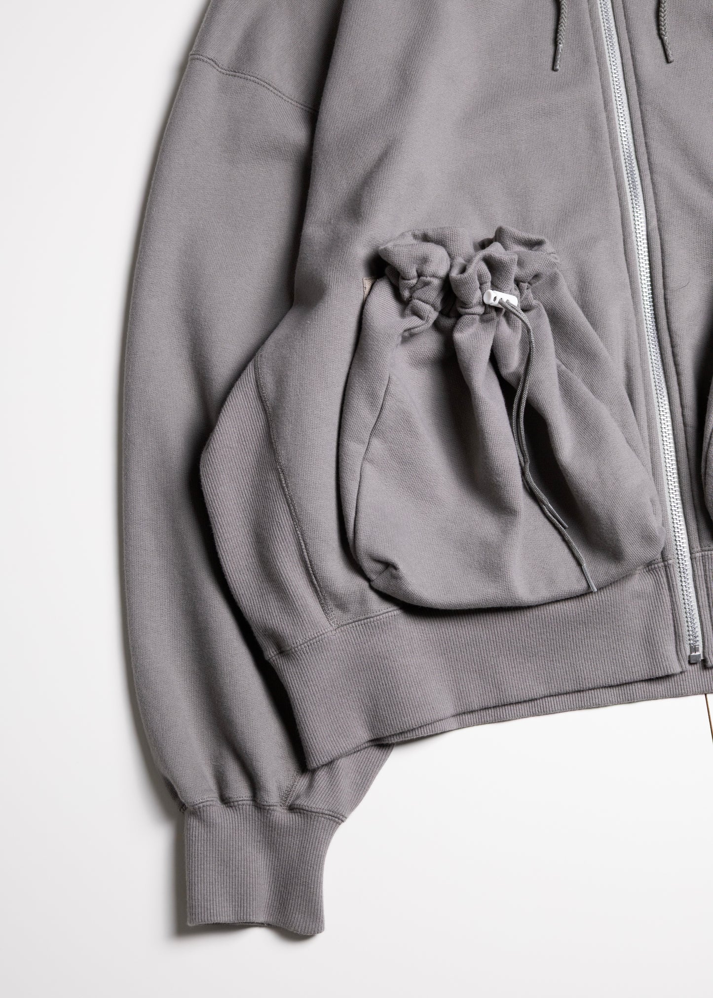 [refomed] "KINCHAKU" ZIPUP HOODIE