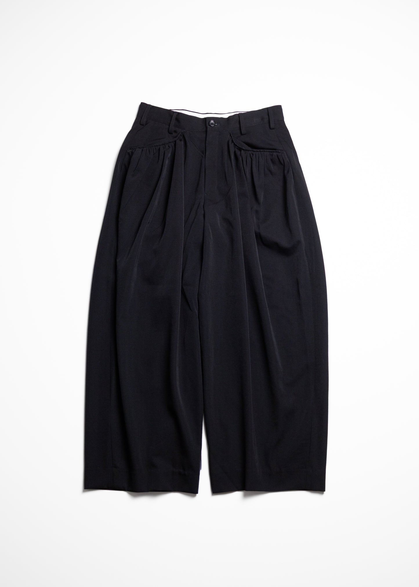 [KHOKI] Gather-detail Wool Gabardine Pants