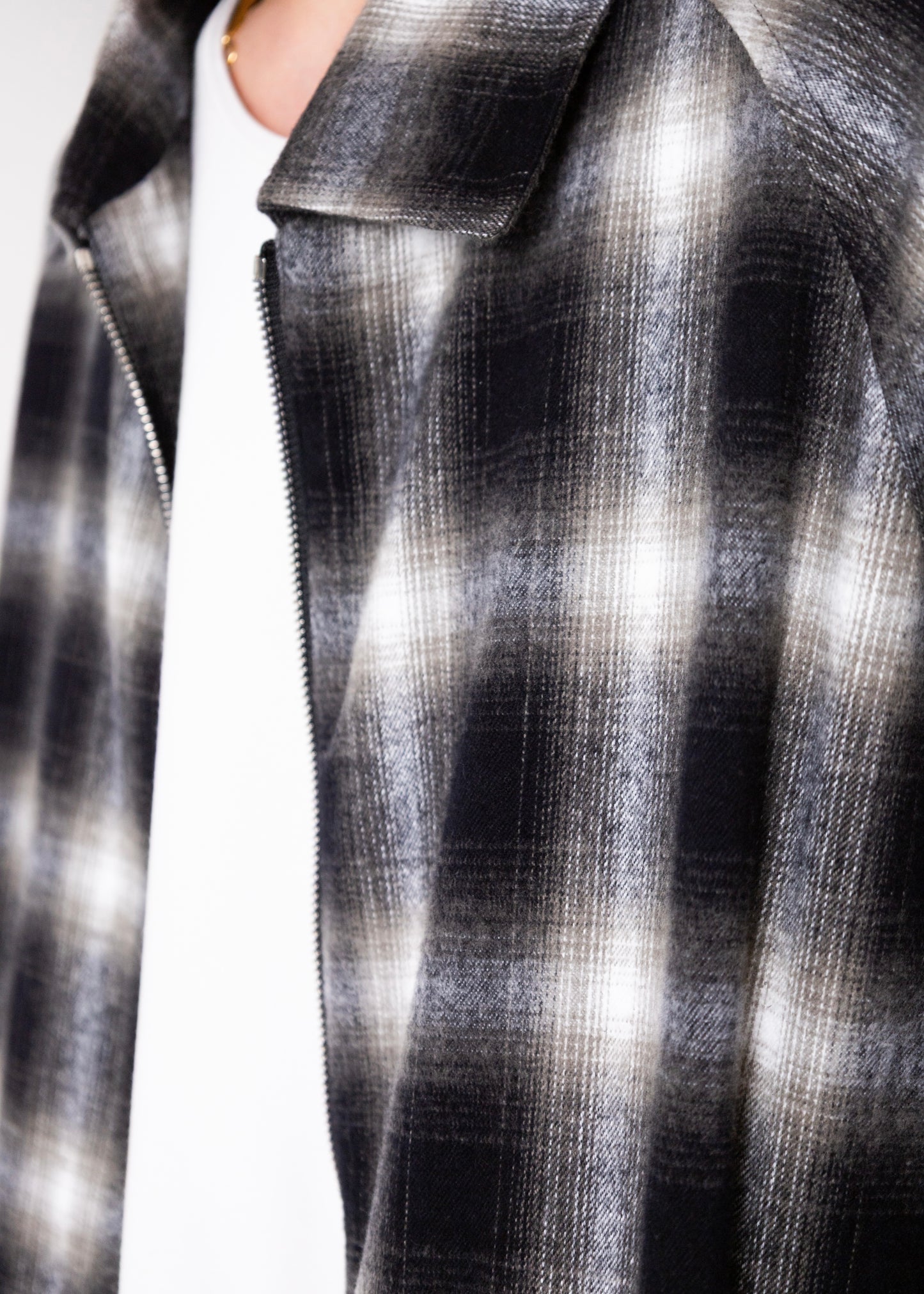 [CABARET POVAL] Ombre Check Drizzler Shirt