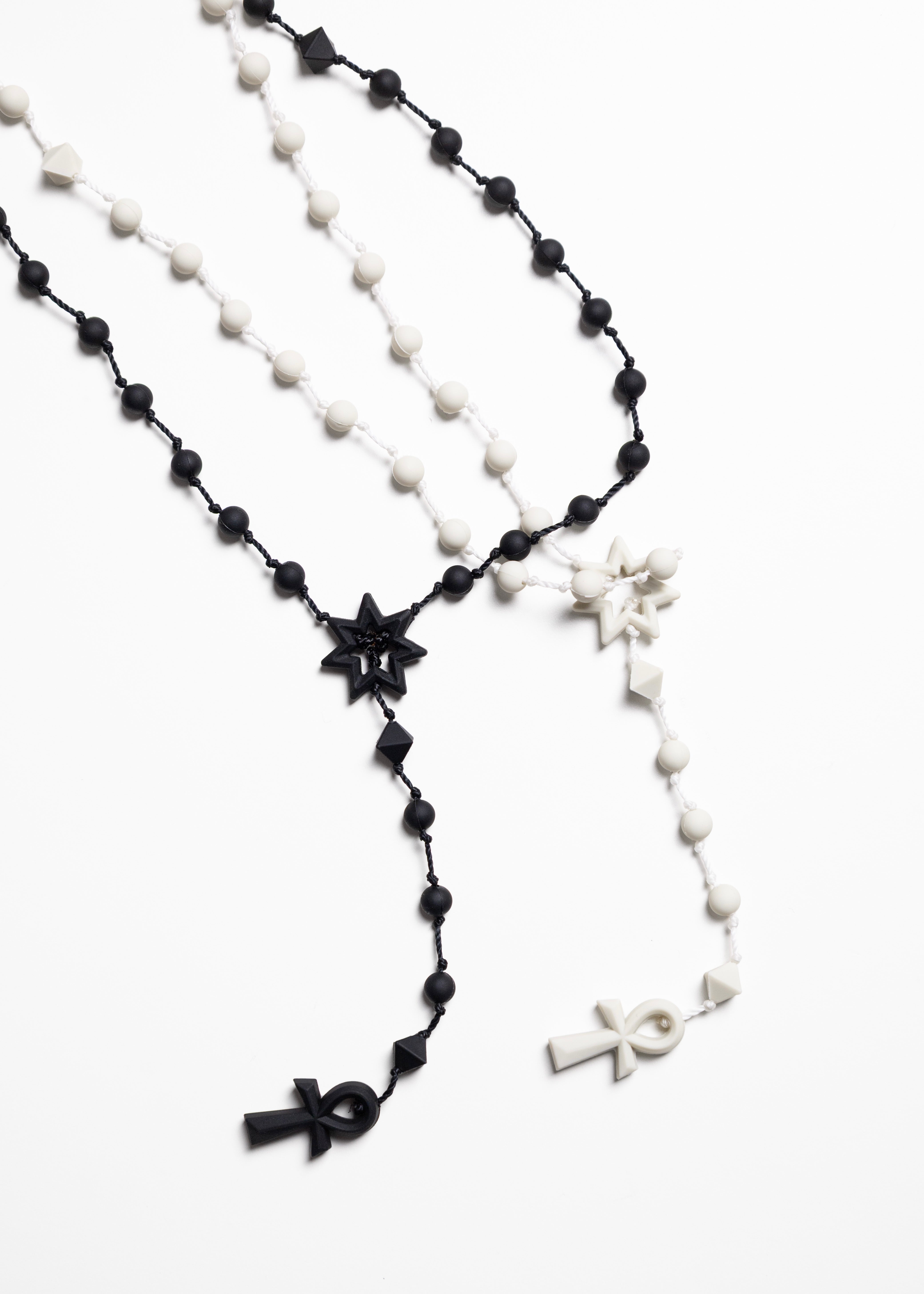 FAF（Fake As Flowers）Akhara Necklace – process