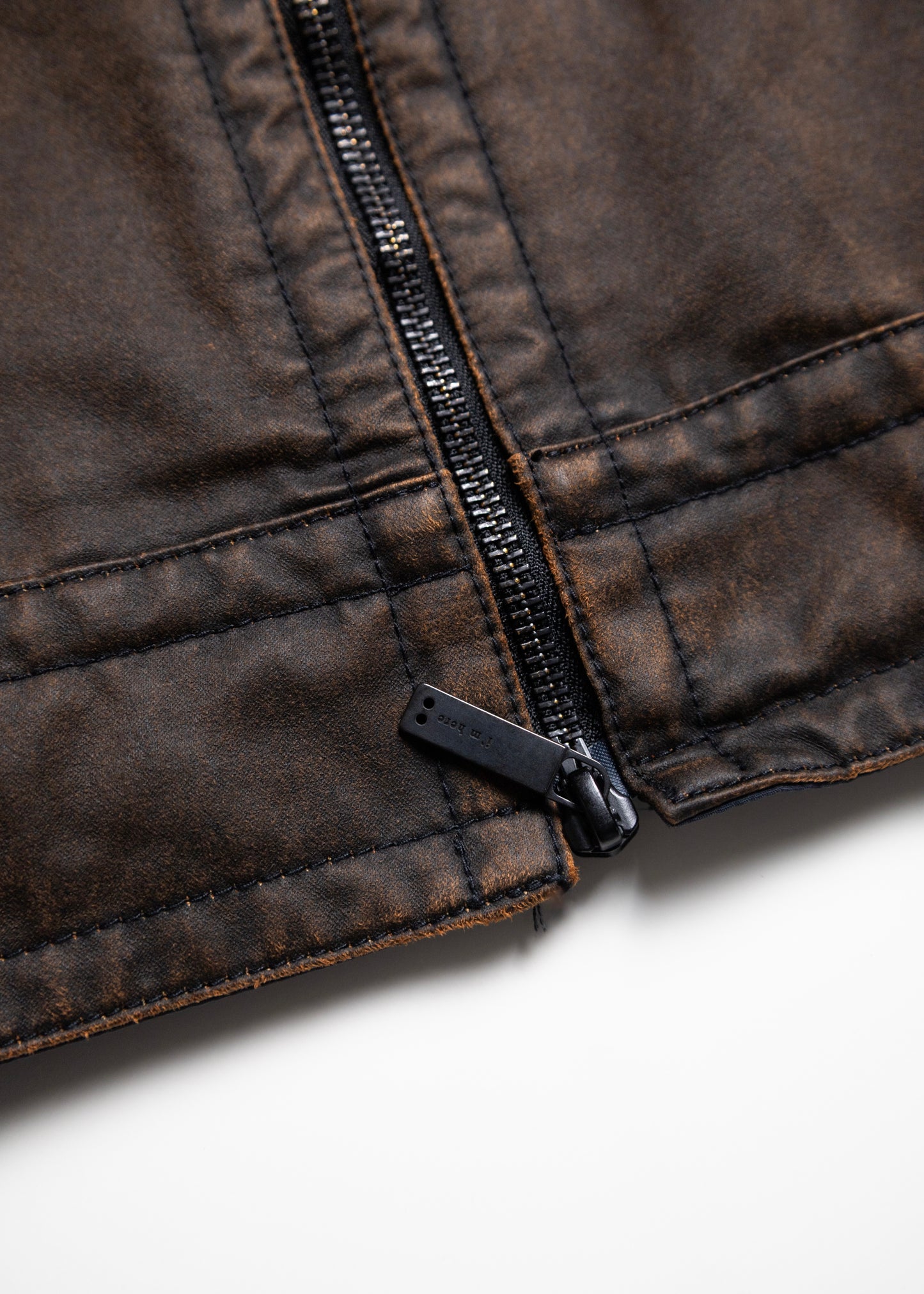 [i'm here] " DOCKING " JACKET :