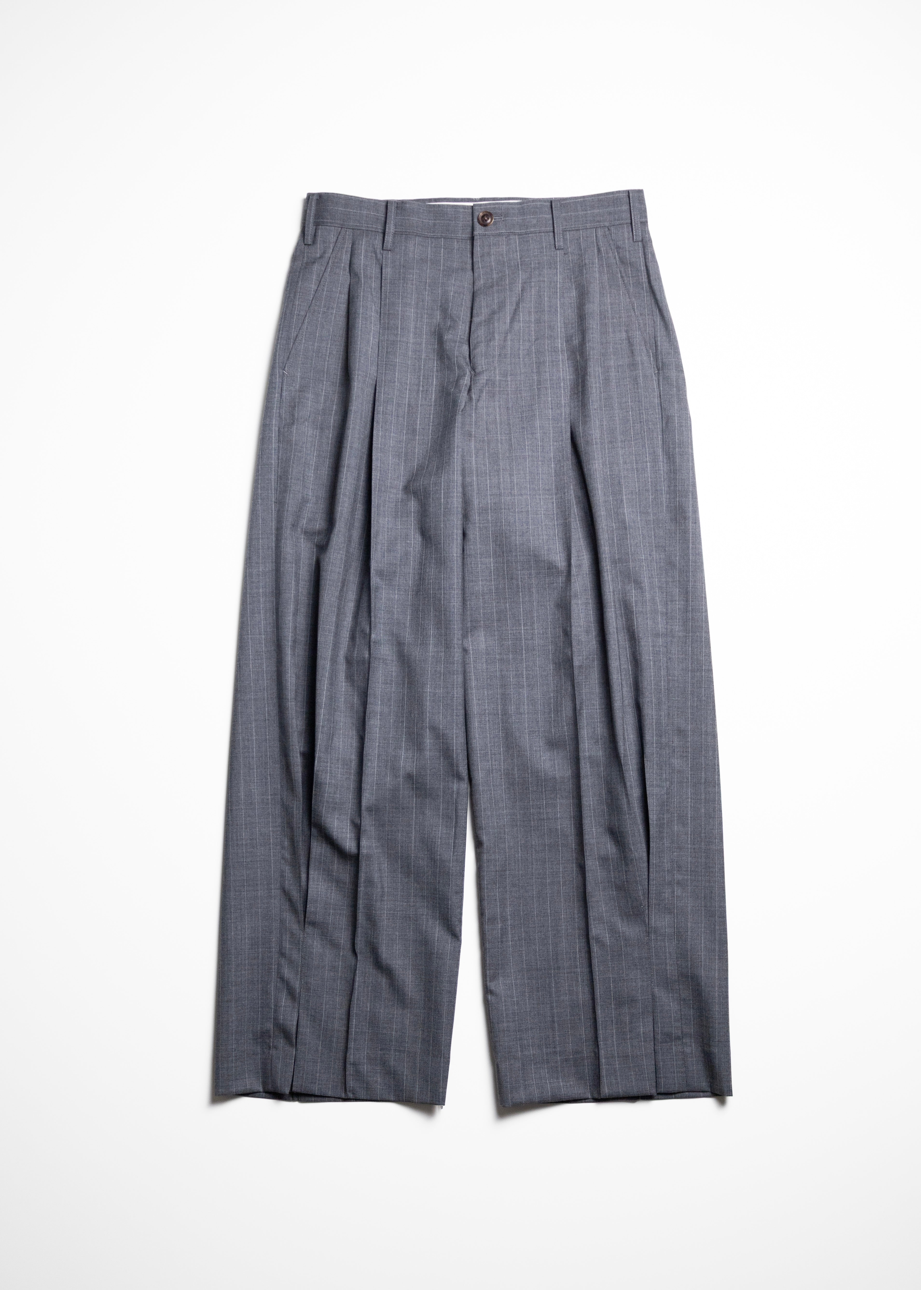 KHOKI （コッキ）Pleated Stripe Summer Wool Pants – process