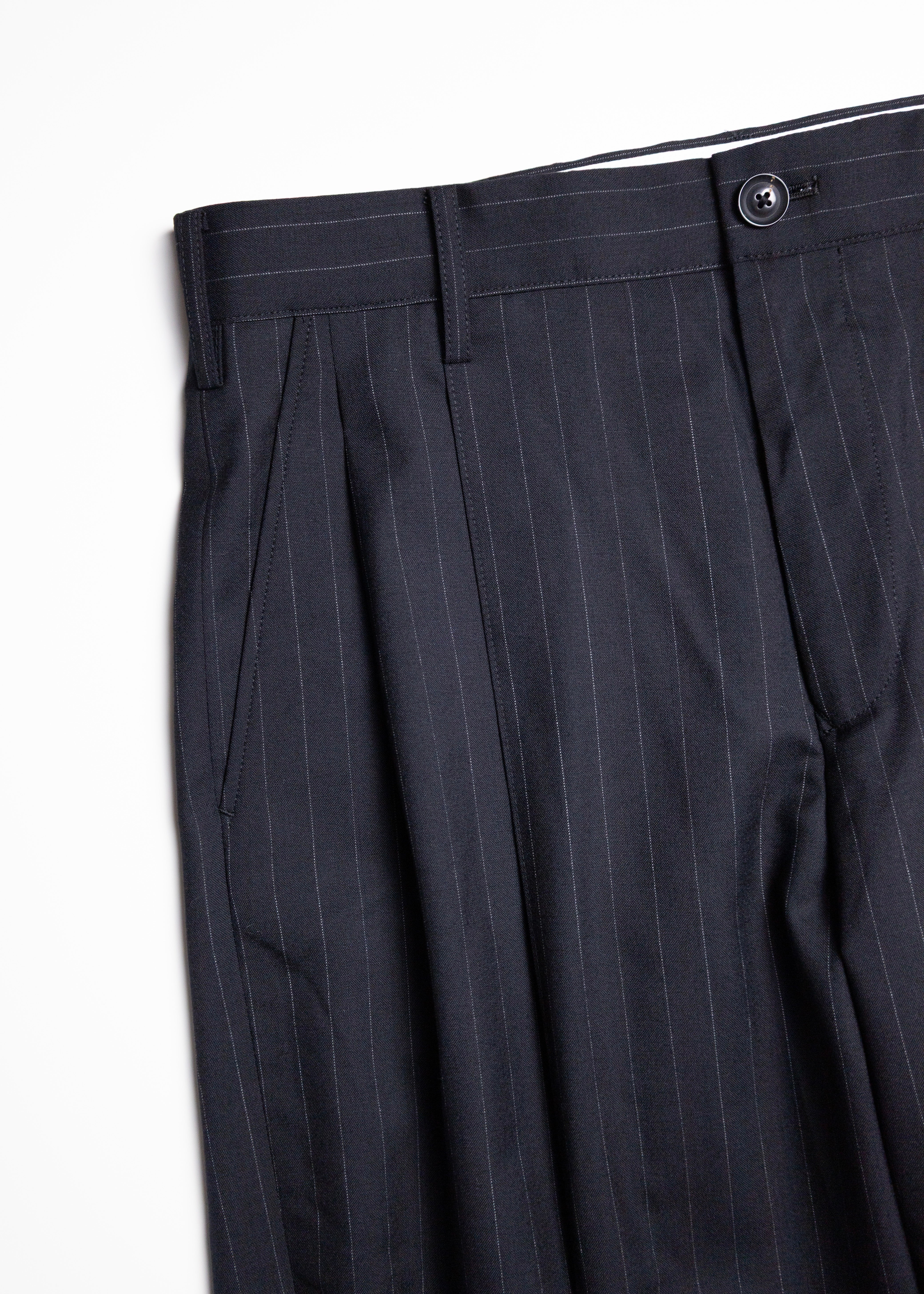 KHOKI （コッキ）Pleated Stripe Summer Wool Pants – process