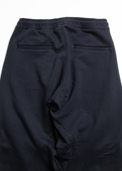 [KHOKI] 3D Cutting Sweat Pants