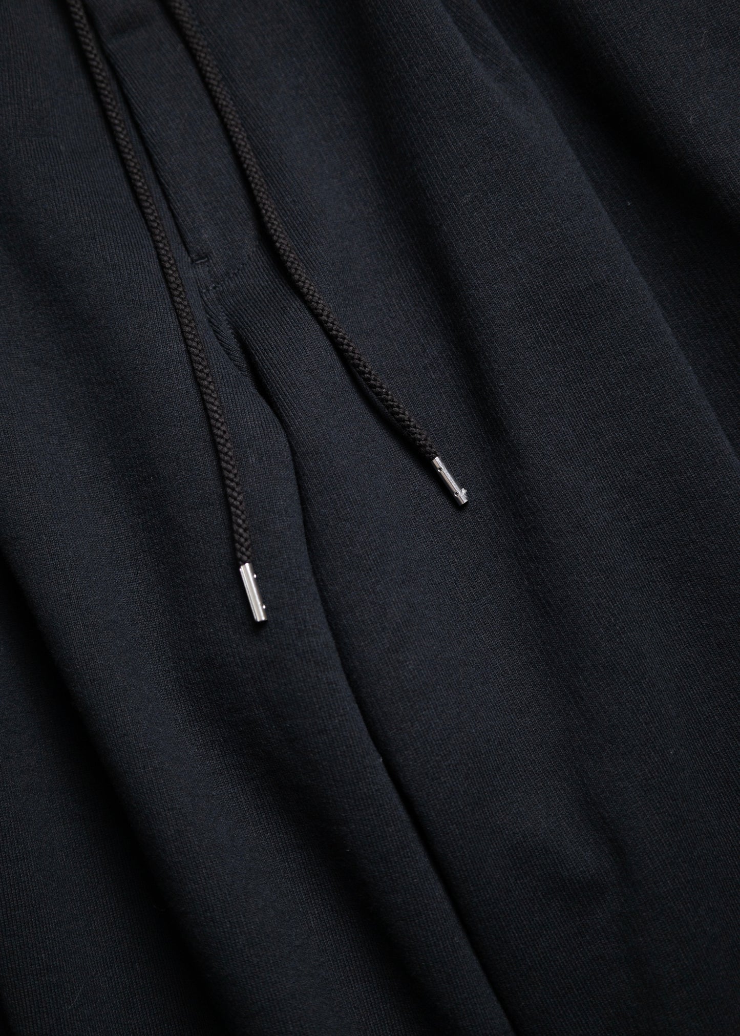 [KHOKI] Pleated Balloon Sweat Shorts