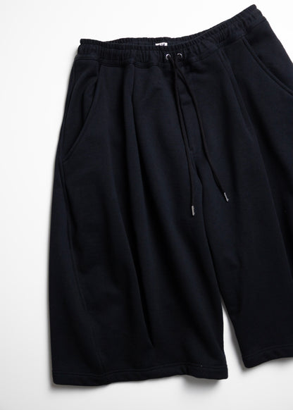 [KHOKI] Pleated Balloon Sweat Shorts