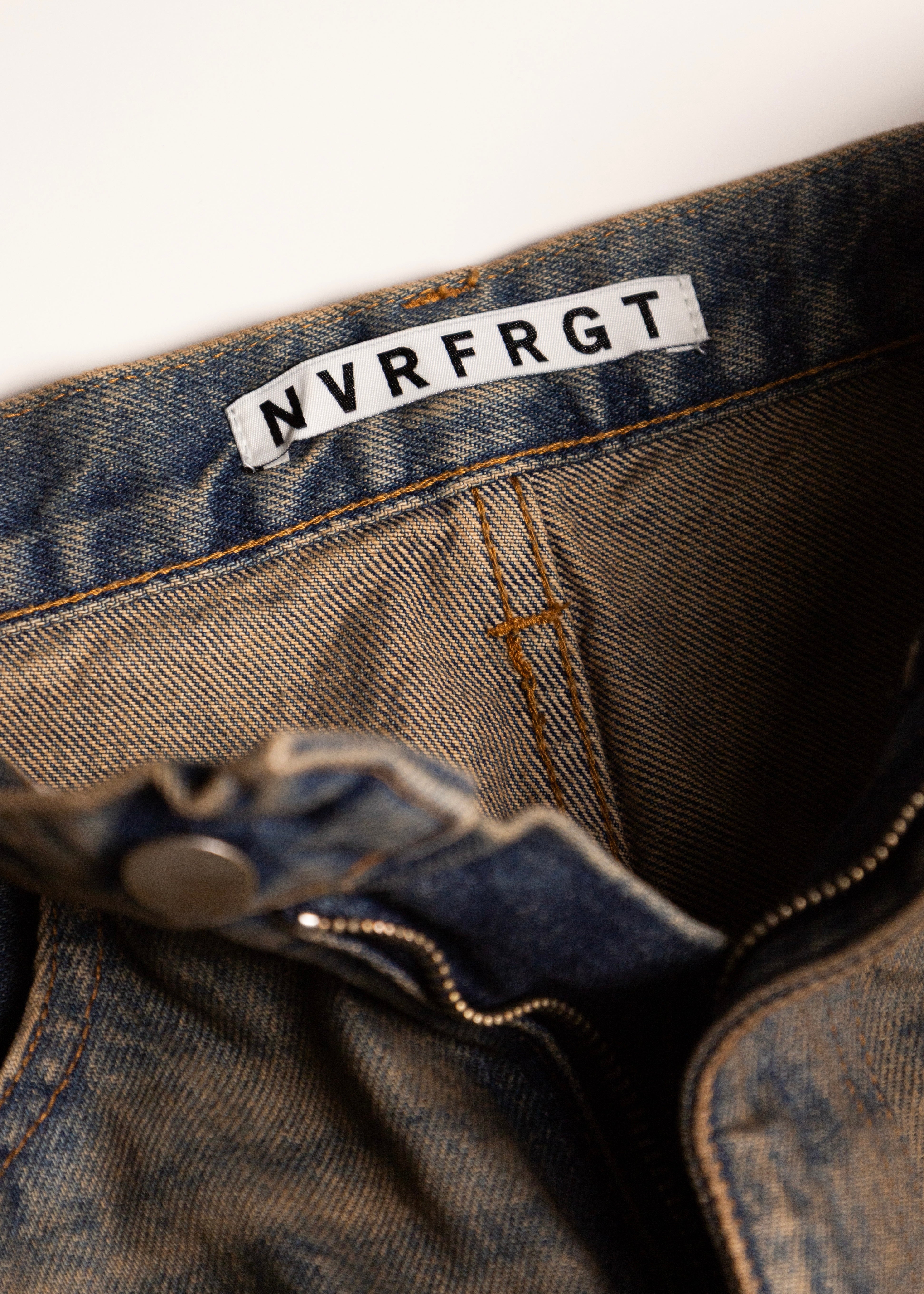 NVRFRGT（ネヴァーフォーゲット）3D TWISTED WIDE LEG JEANS – process