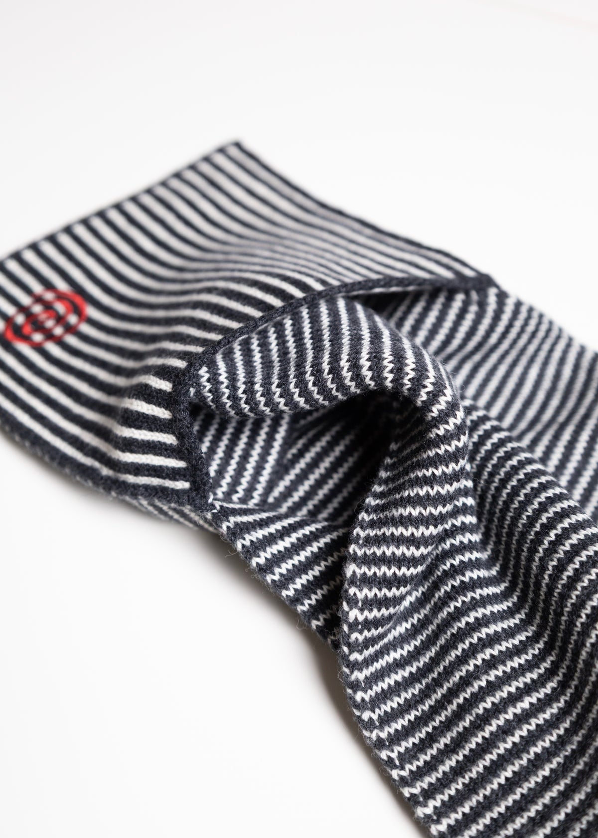 [SOL soonerorlater] KNITTED BORDER SCARF