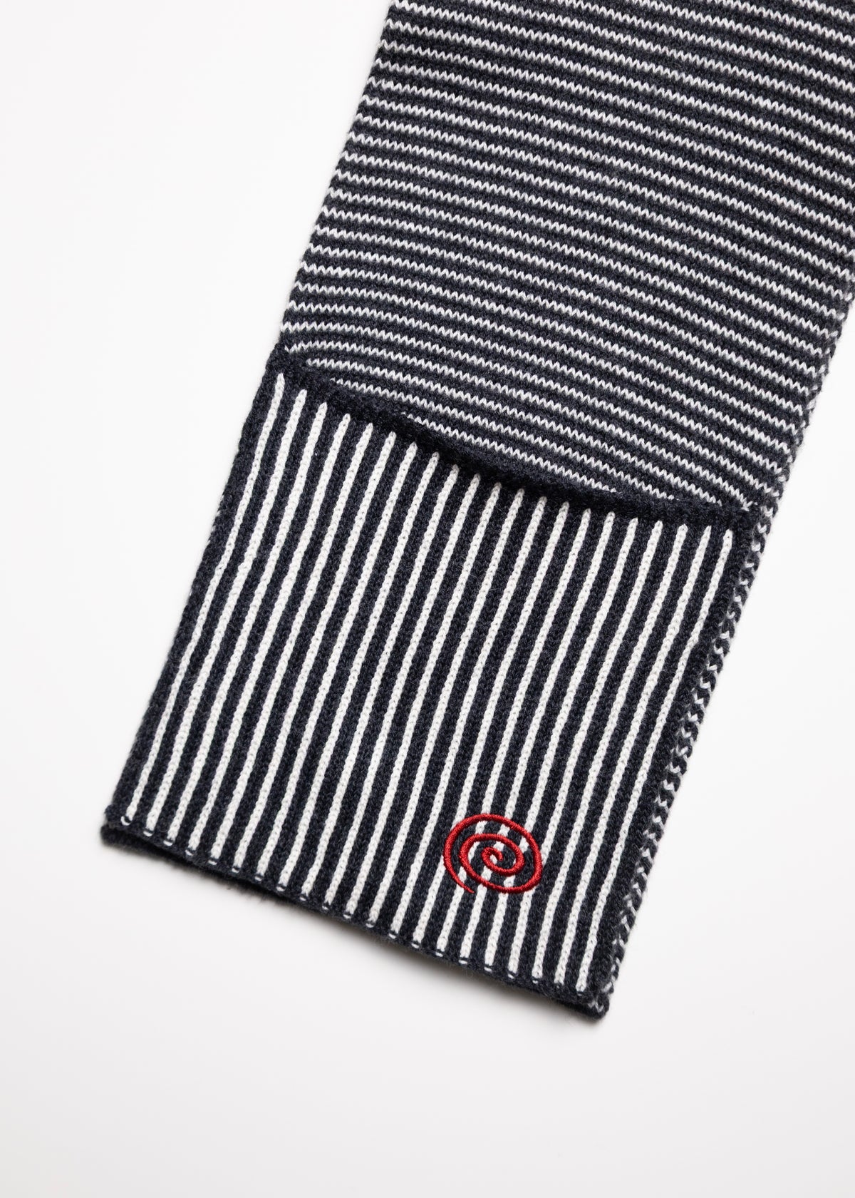[SOL soonerorlater] KNITTED BORDER SCARF