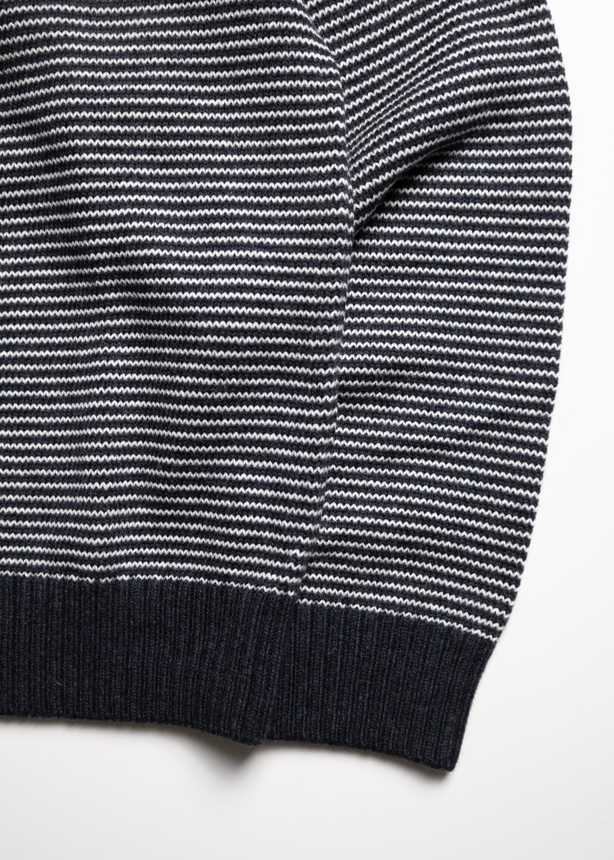 [SOL soonerorlater] KNITTED BORDER CARDIGAN