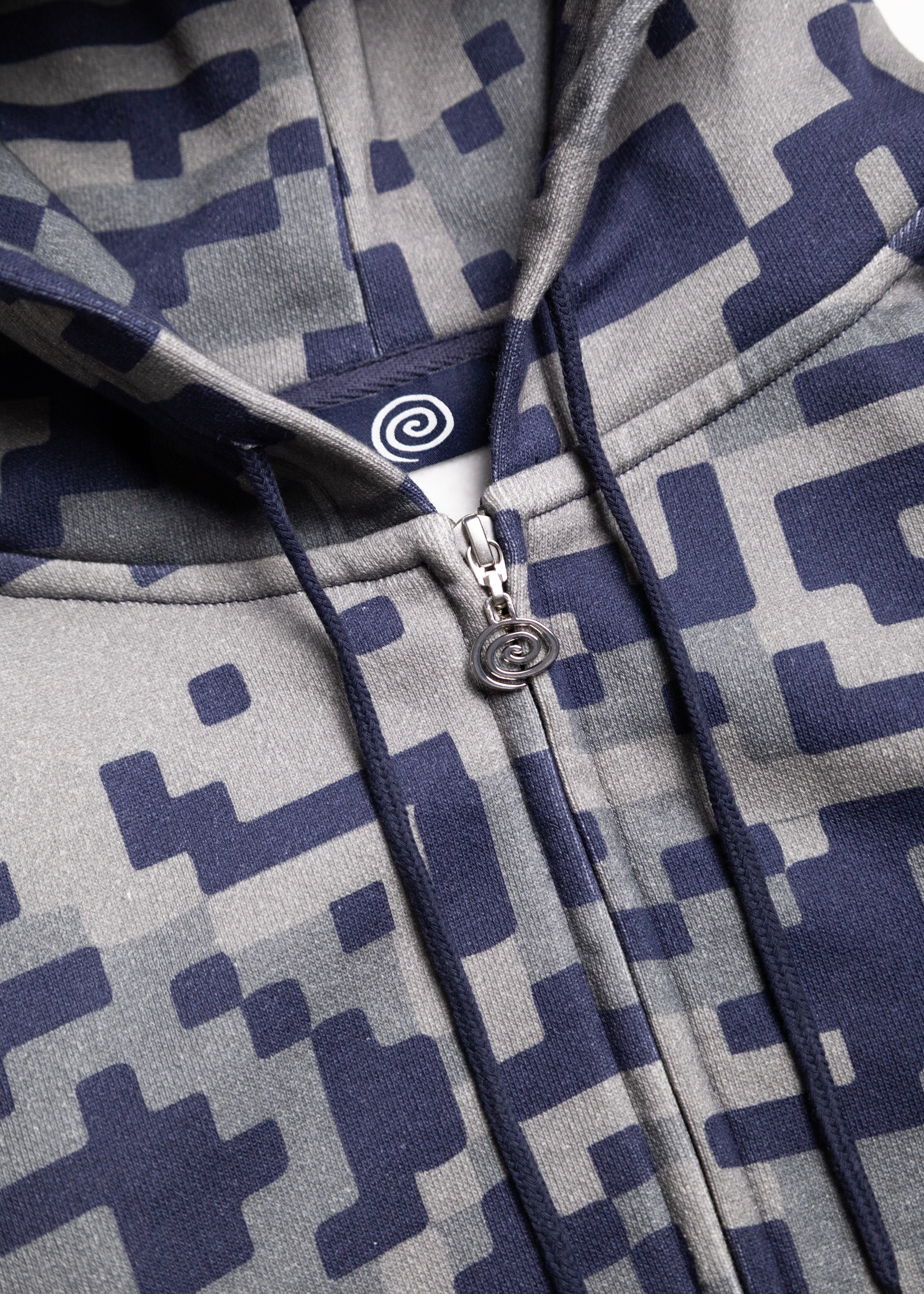 SOL soonerorlater（ソル スーナオアレイター）D-CAMO ZIP HOODIE