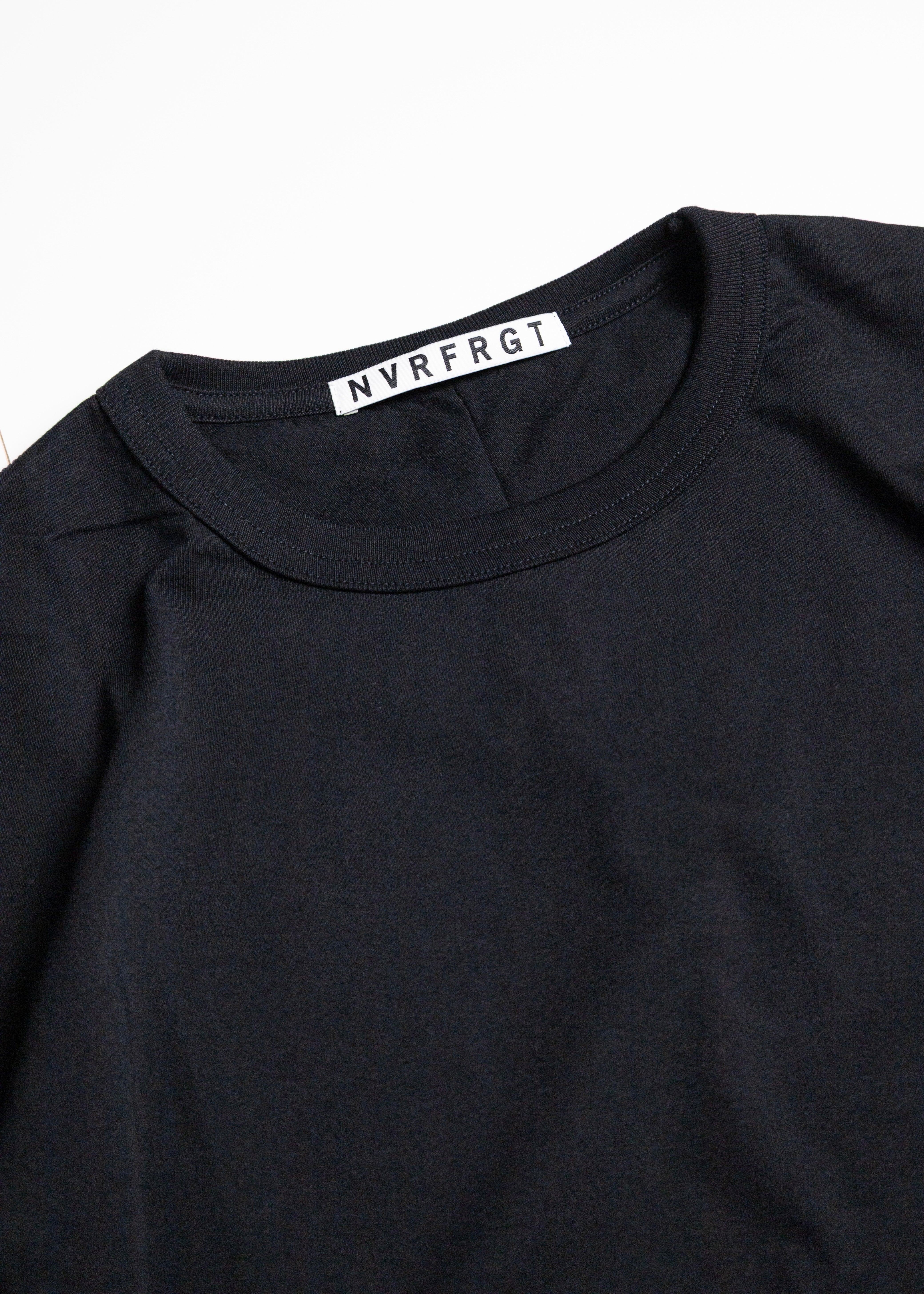 NVRFRGT ネバーフォーゲットV NECK POLO SHIRT 1 NVRFRGT ネバーフォーゲットV NECK POLO SHIRT 1 - トップス特別