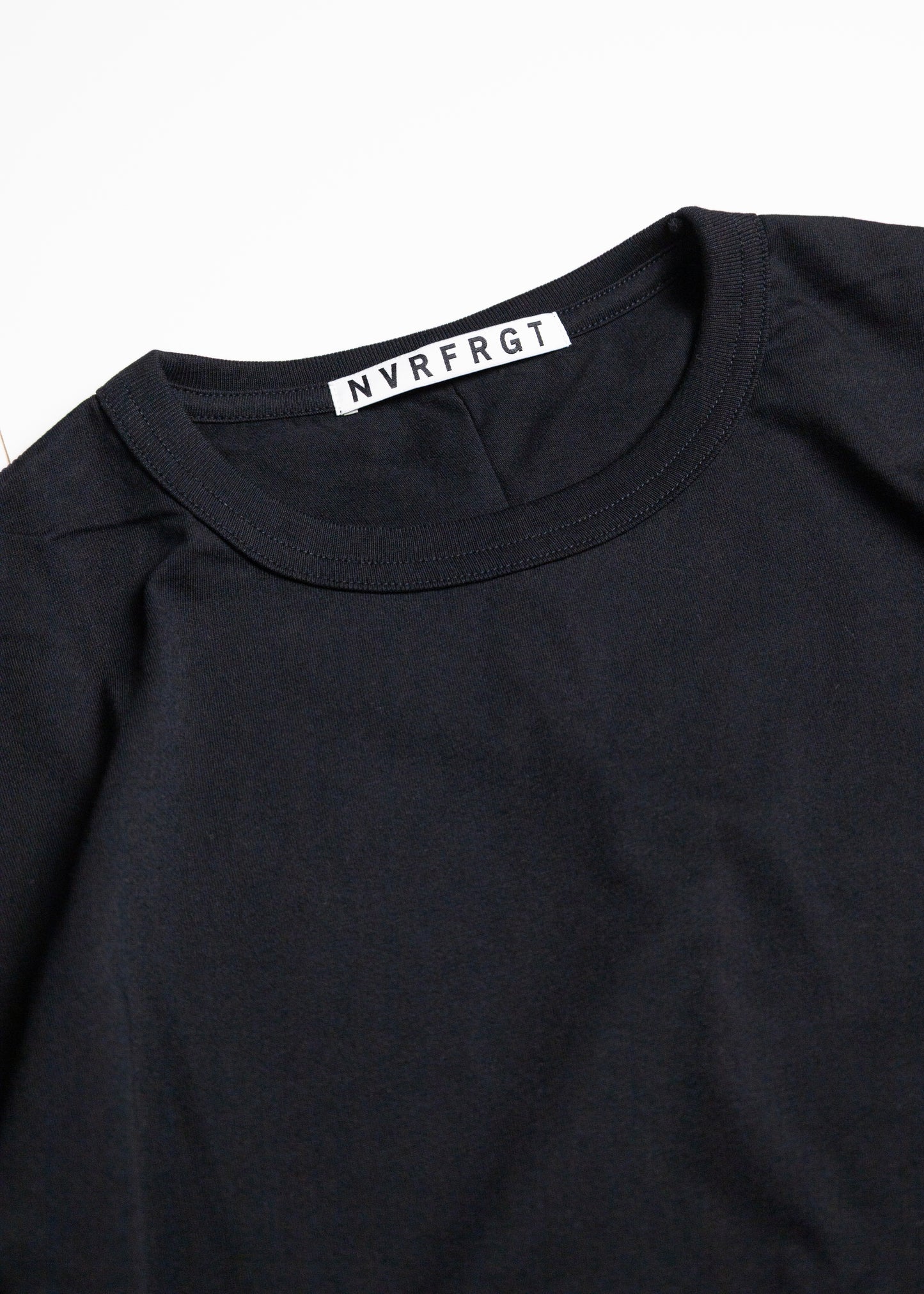[NVRFRGT] HALF SLEEVE T-SHIRT