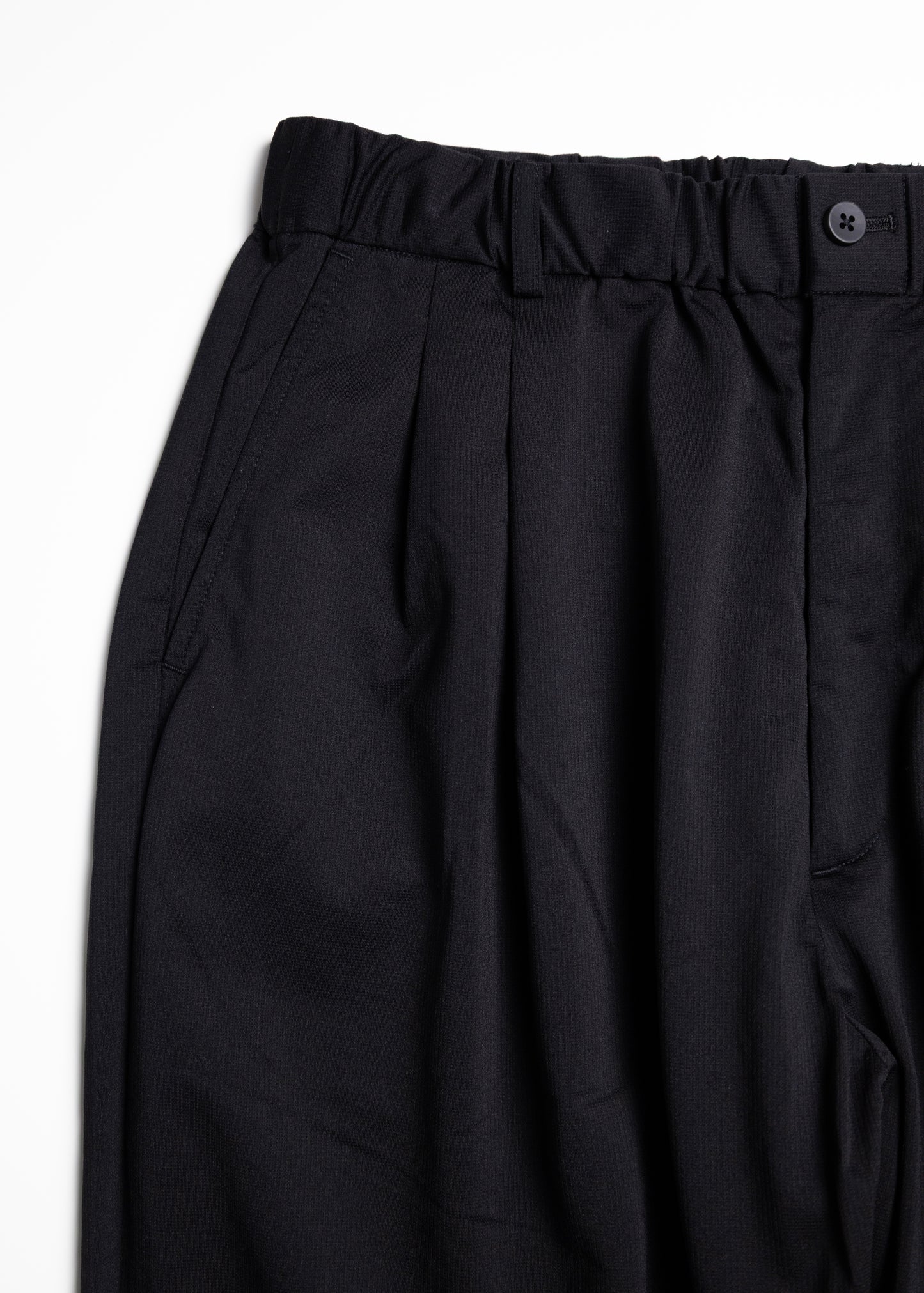[KANEMASA PHIL.] 36G Nylon Tuck Easy Pants