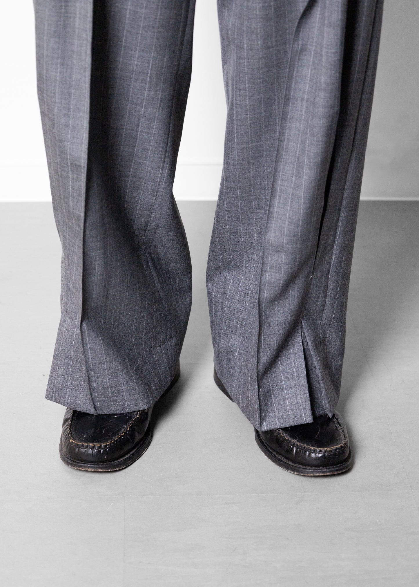 [KHOKI] Pleated Stripe Summer Wool Pants