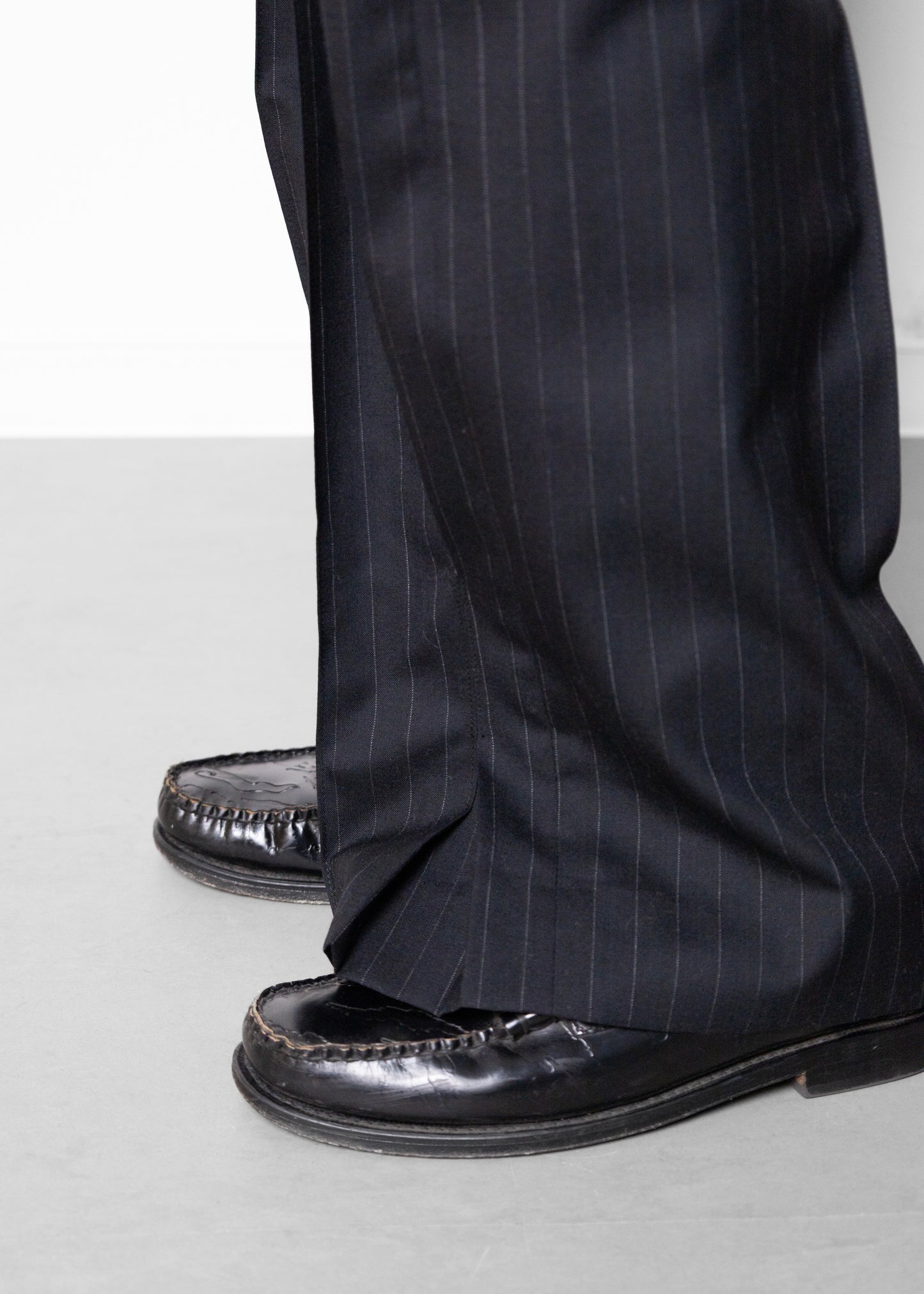 [KHOKI] Pleated Stripe Summer Wool Pants