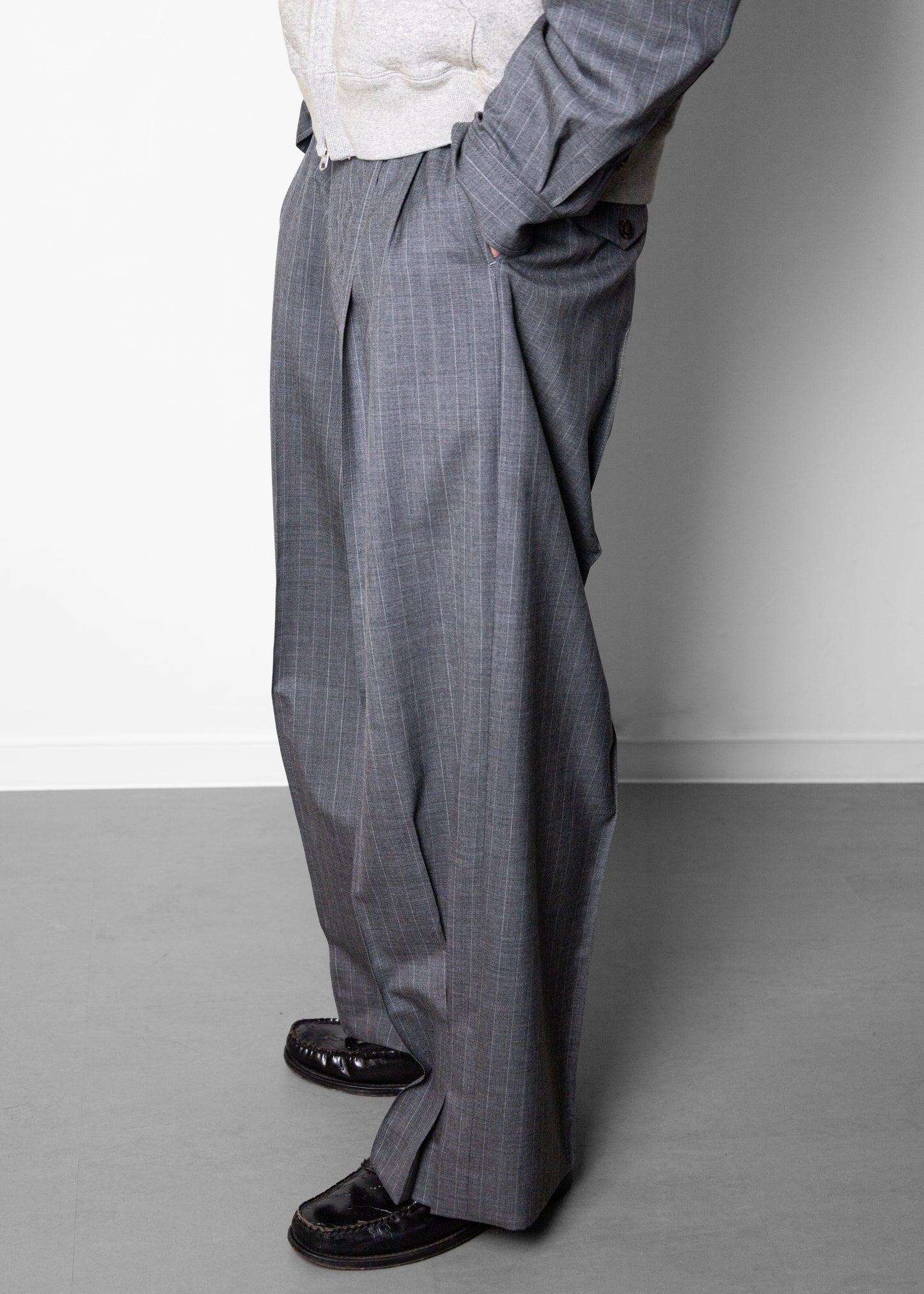 [KHOKI] Pleated Stripe Summer Wool Pants