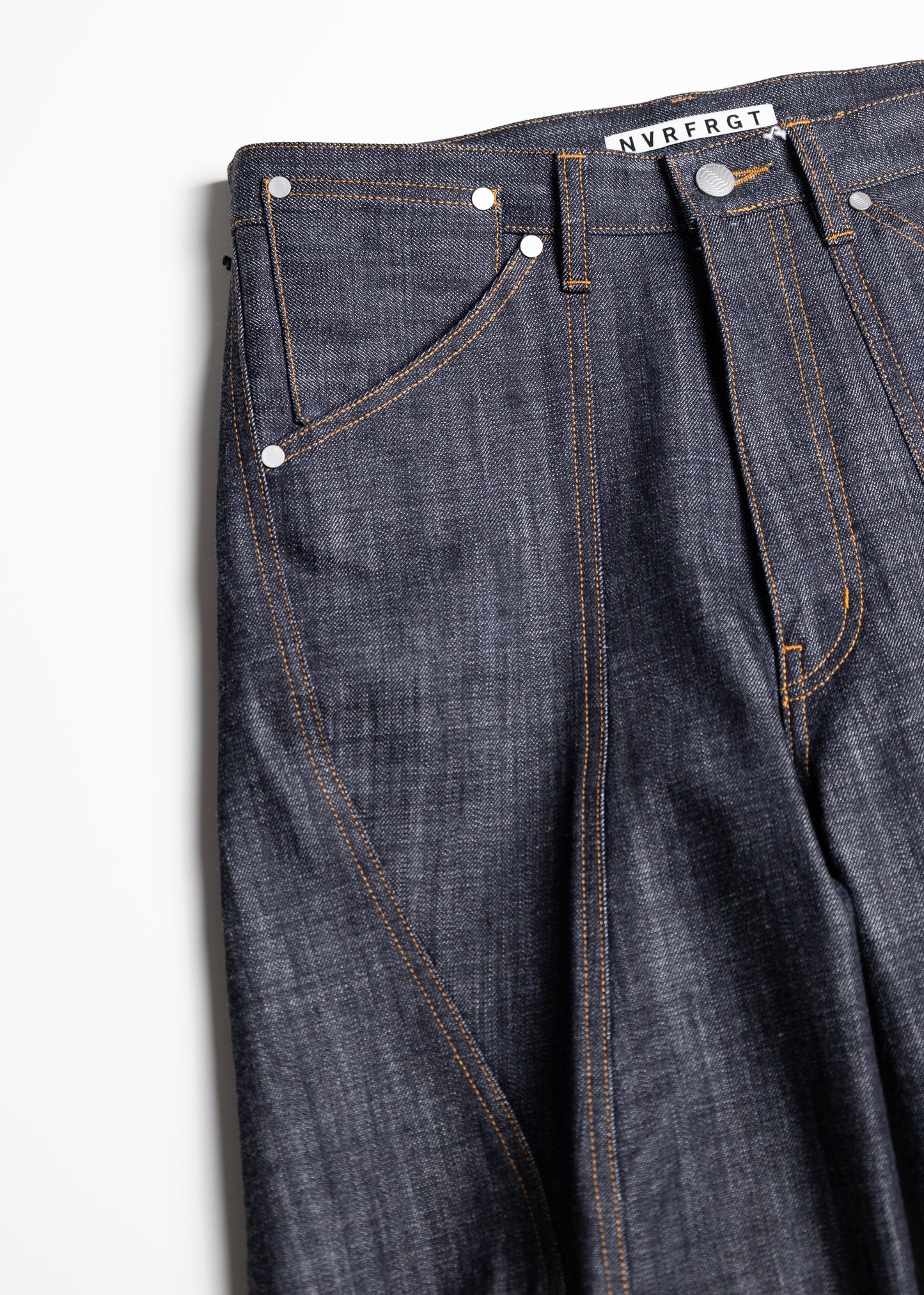 [NVRFRGT] 3D TWISTED JORTS