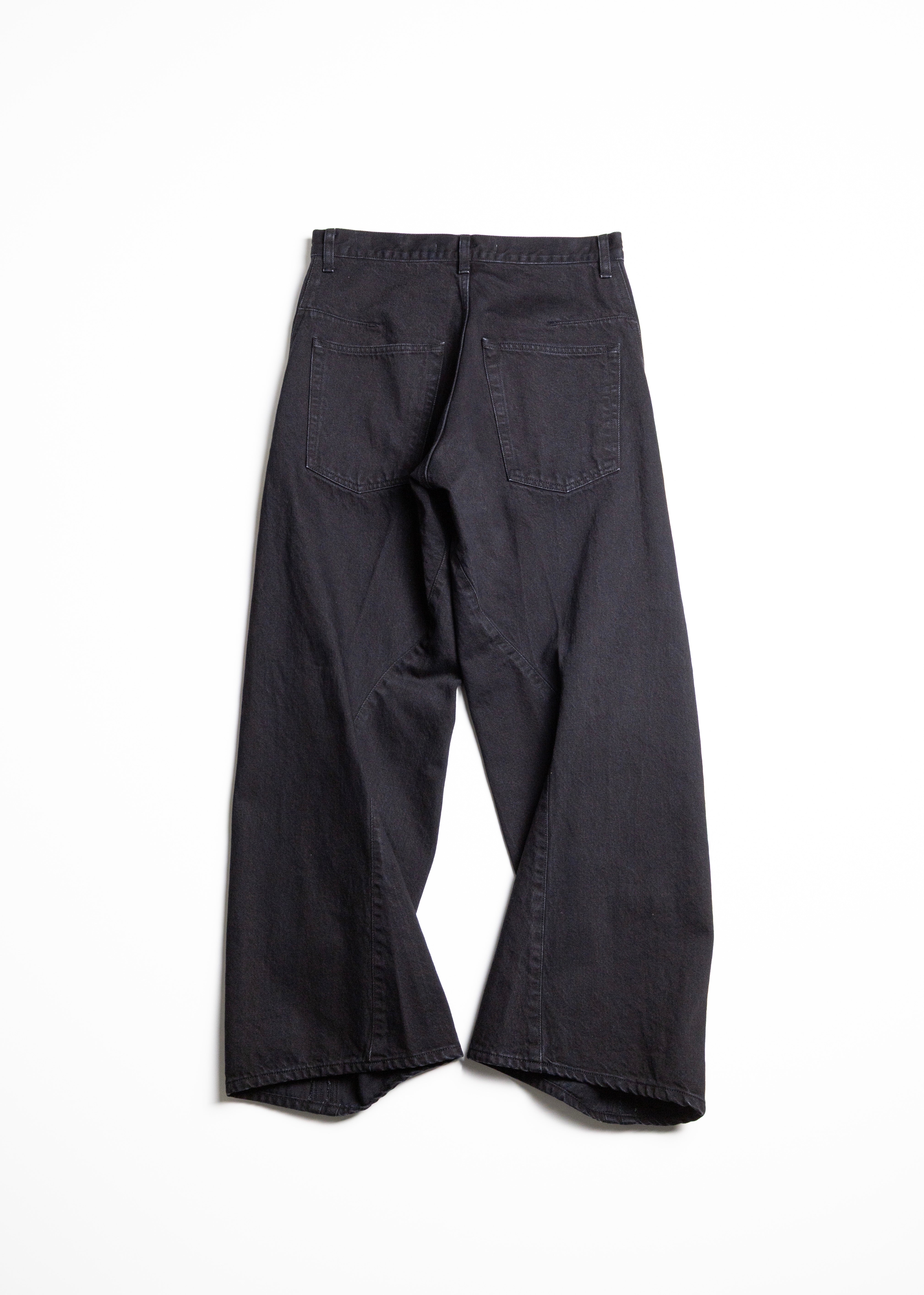 NVRFRGT（ネヴァーフォーゲット）3D TWISTED WIDE LEG JEANS FADED