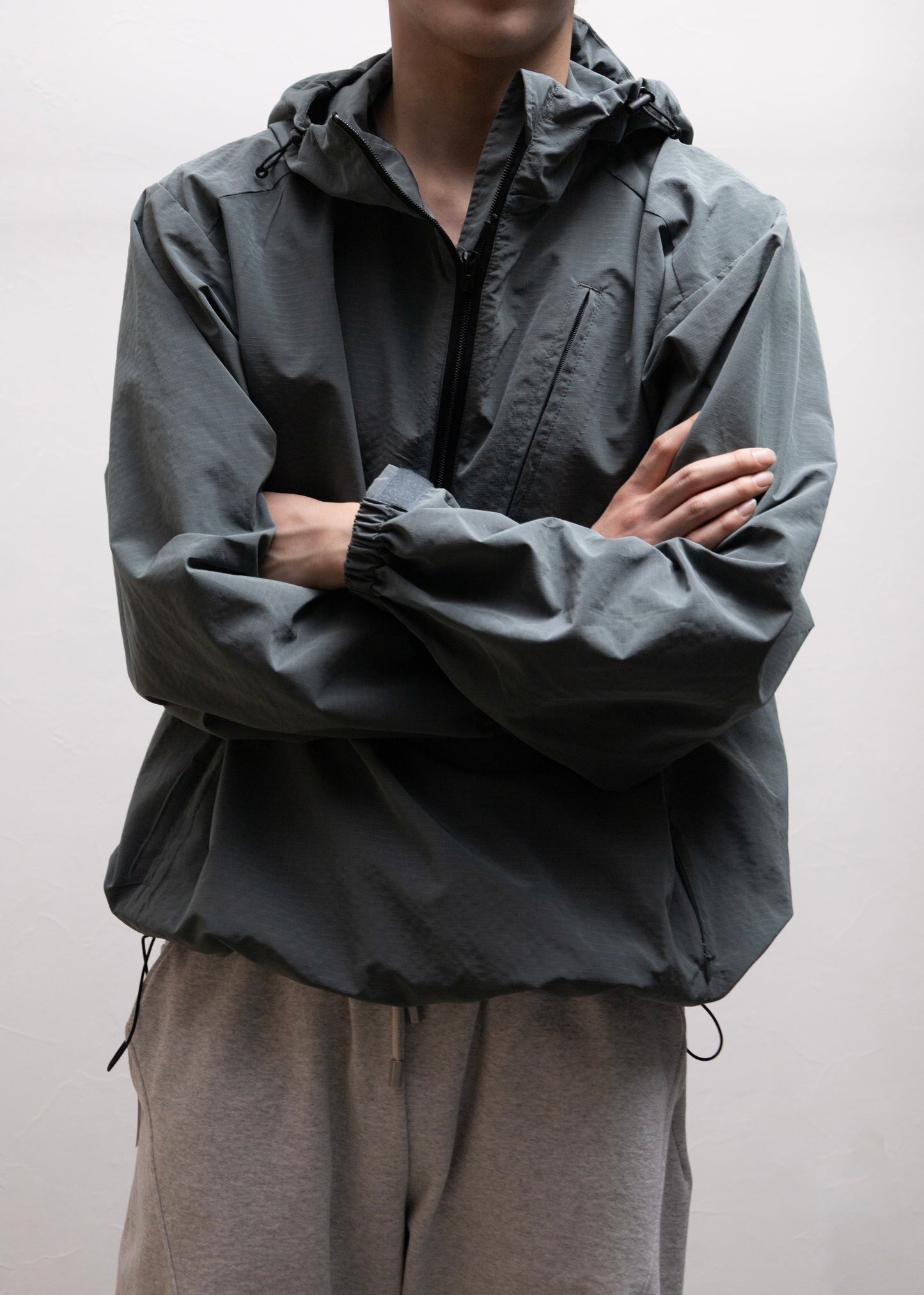 CABARET POVAL Combat Parka ナイロン プルオーバー 正面 着用 175cm SIZE L