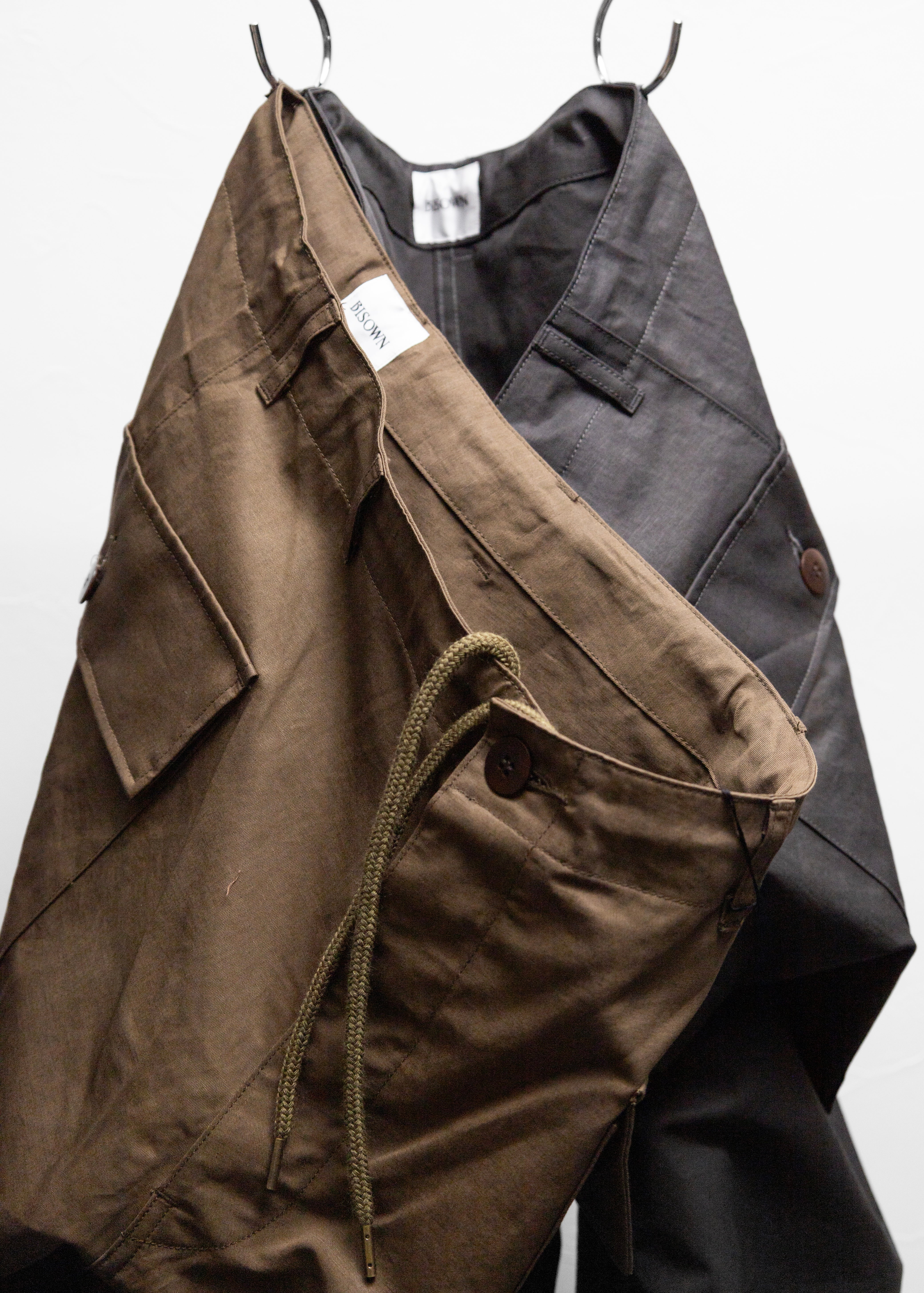 BISOWN（ビソウン）COTTON LINEN M43 TROUSERS – process