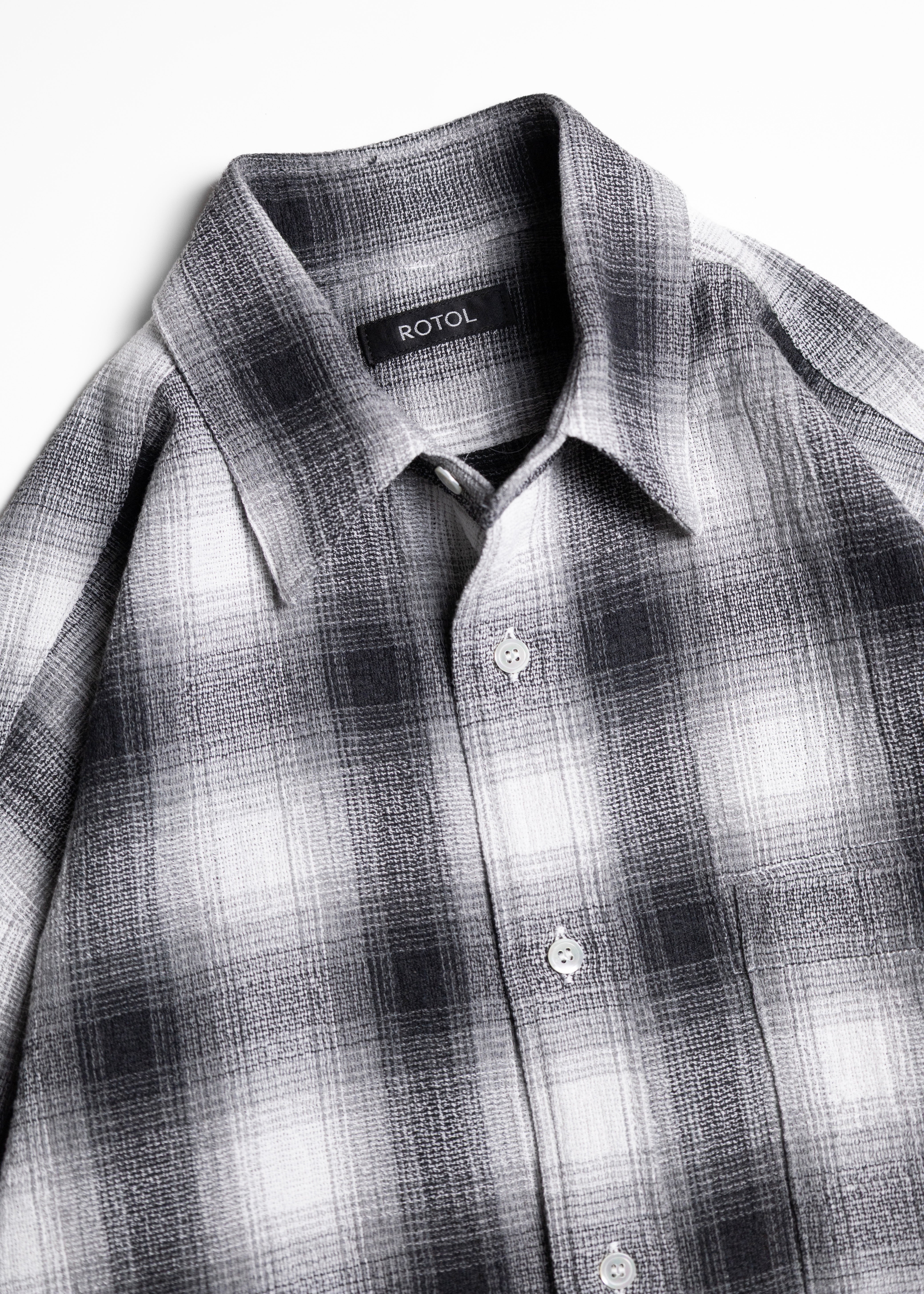 ROTOL（ロトル）Dry Ombre Wide Shirt – process