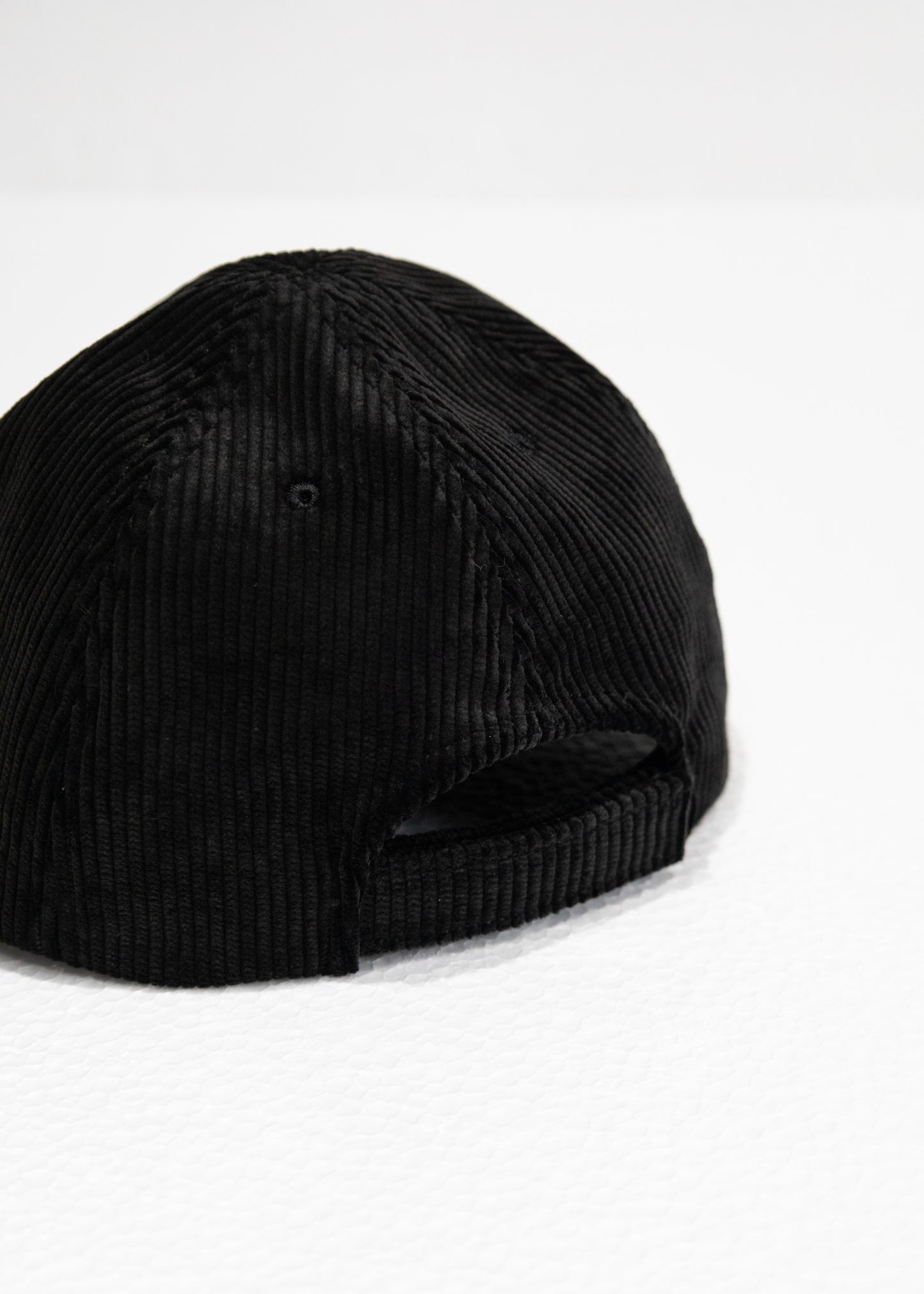 [COMESANDGOES] CORDUROY CAP