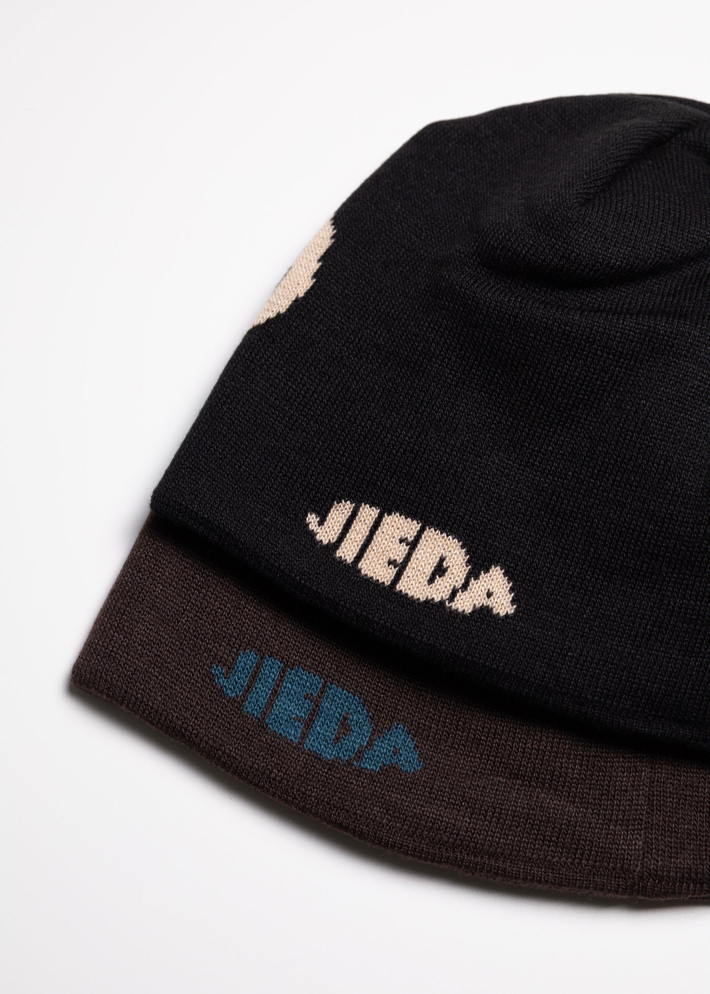 [JIEDA] J LOGO KNIT CAP
