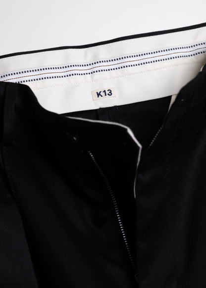 [KHOKI] Tuck-detail cotton pants