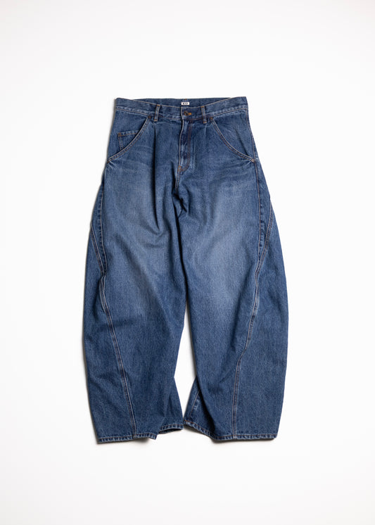 [KHOKI] 3D cutting denim pants