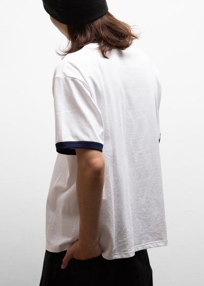 CABARET POVAL Sad Lover Ringer Tシャツ リンガー ネイビー 背面 着用モデル 180cm SIZE M