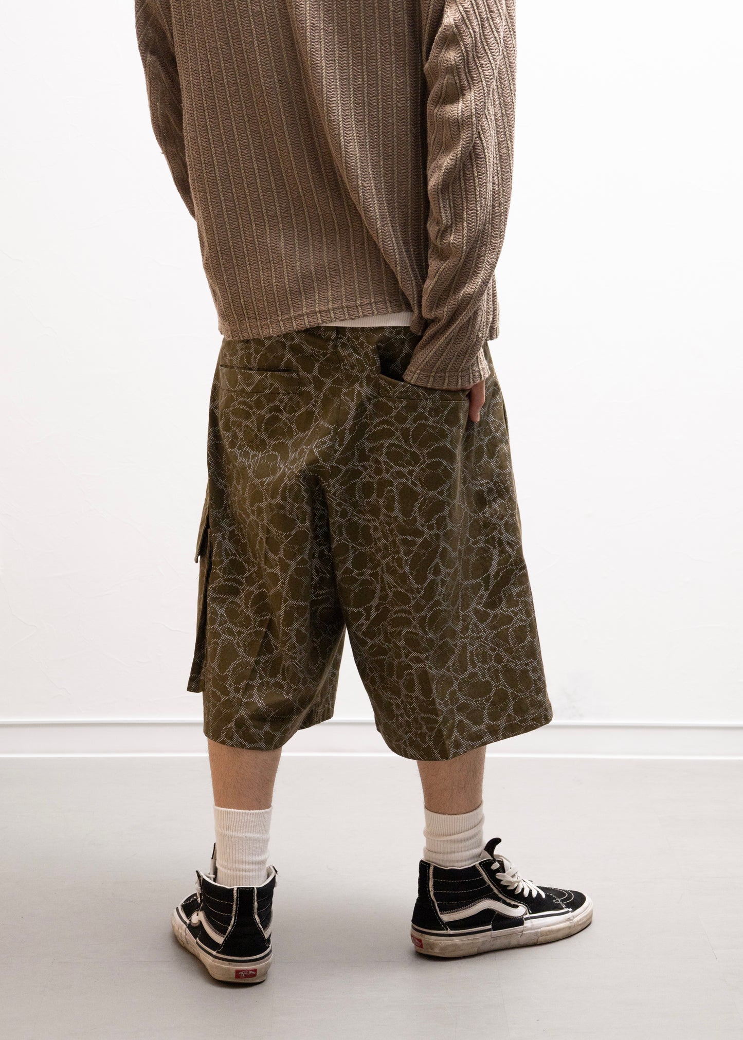 [Laid.b] Withdraw From The Field Pants