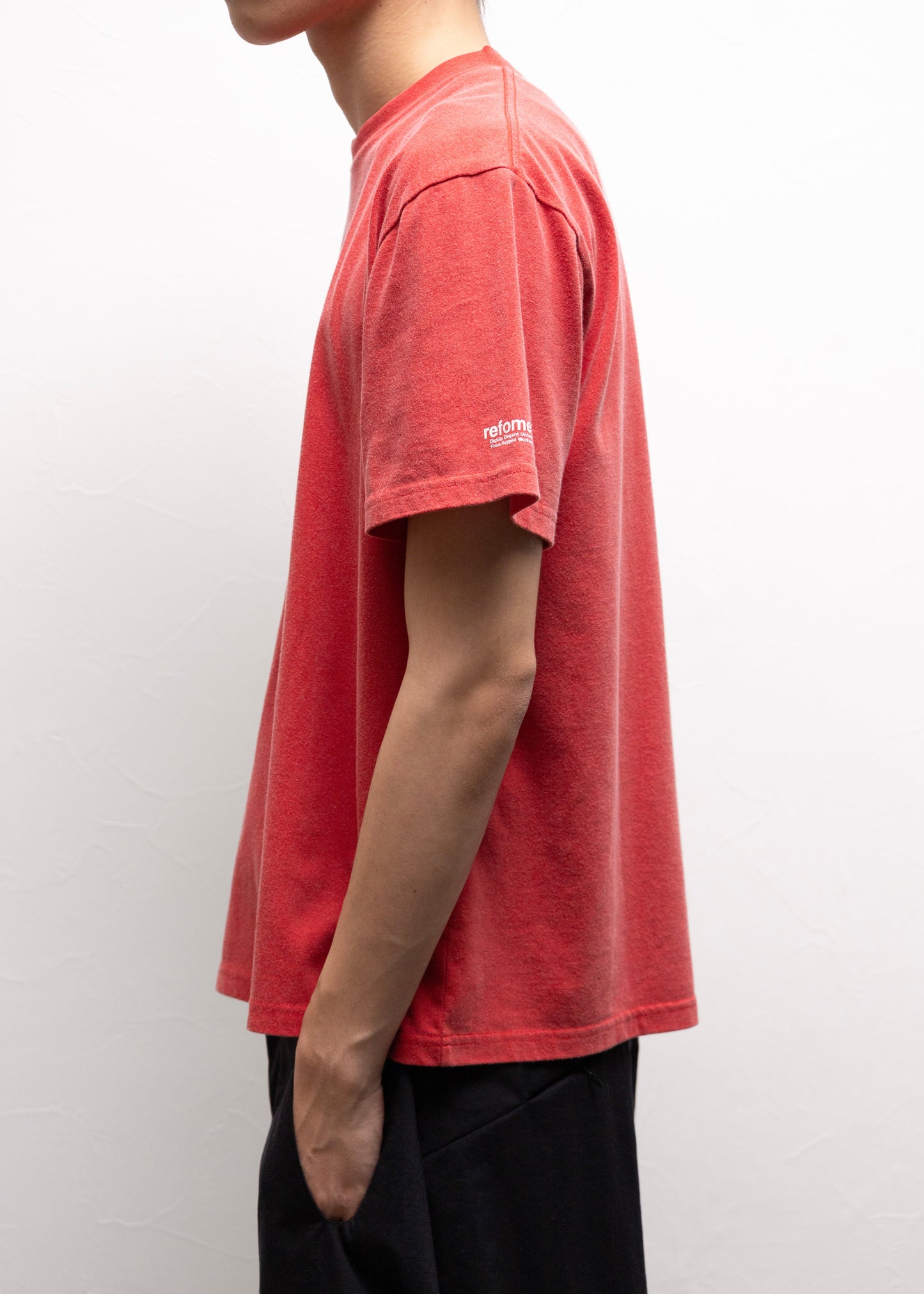 refomed MAKE TIME TEE Tシャツ レッド 赤 側面 着用モデル 180cm SIZE 4