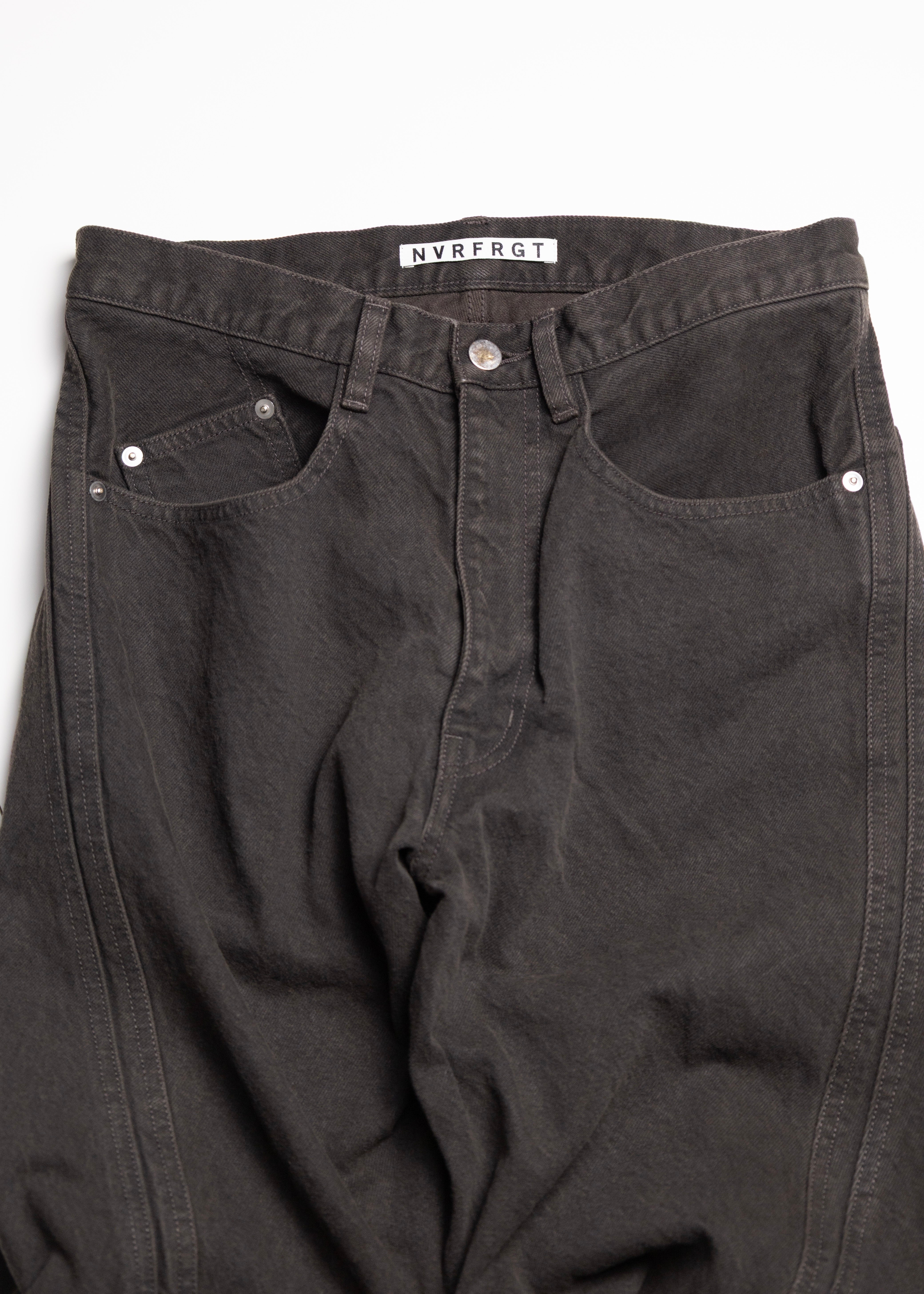 NVRFRGT（ネヴァーフォーゲット）3D TWISTED WIDE LEG JEANS